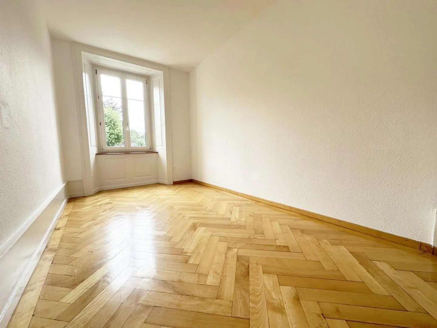 05596 - Geräumige 5-Zimmer-Wohnung - J.-F.-Houriet 3 - Le Locle - Foto 4 von 4