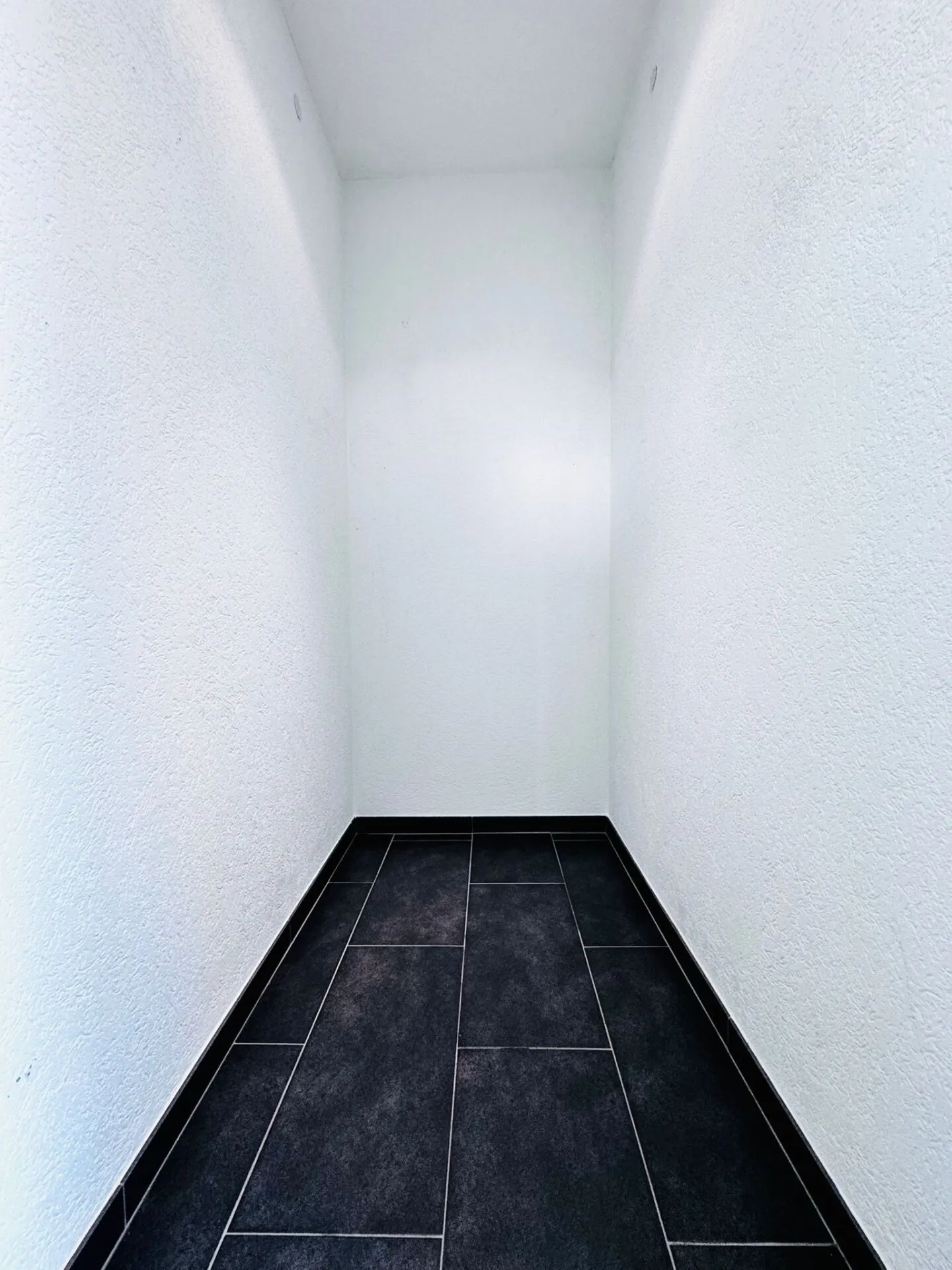 Appartement 2.5 pièces avec balcon ensoleillé à Pratteln - Photo 11 sur 12