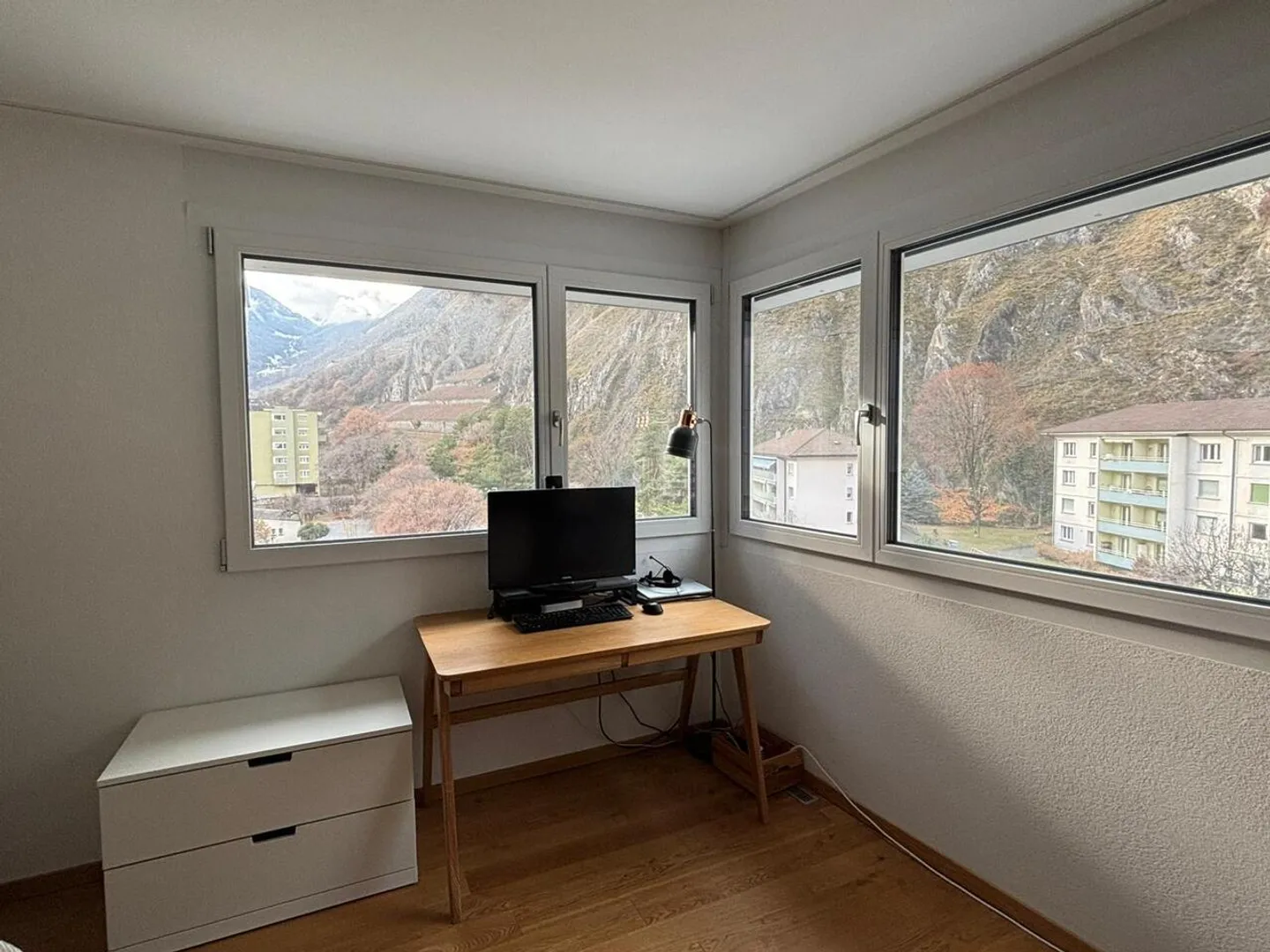 4,5 Zimmer - Dachgeschoss - Chemin des Barrières - Foto 5 von 9