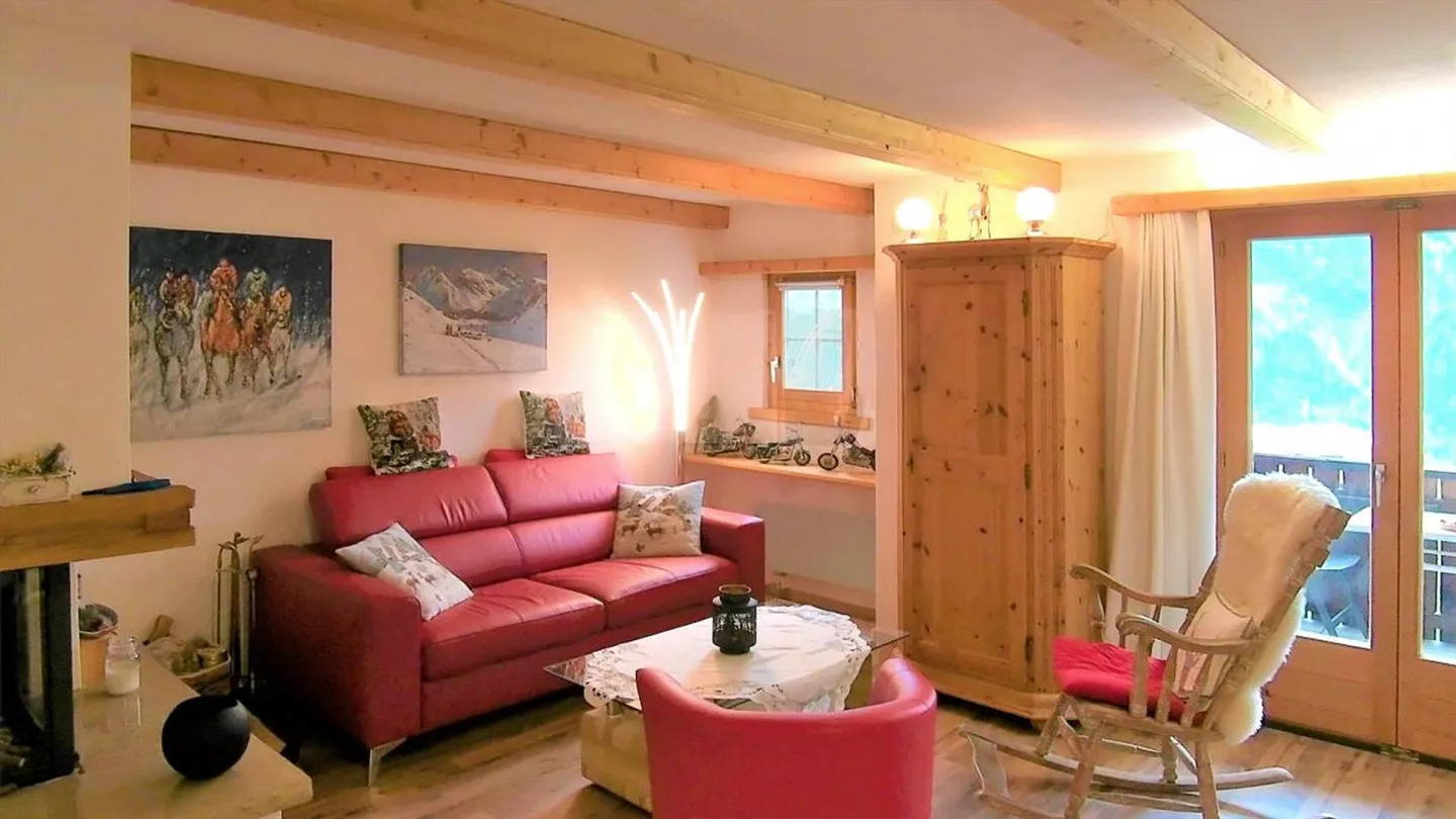 2½-Zimmer Ferienwohnung mit sonniger Weitsicht - Foto 2 von 8