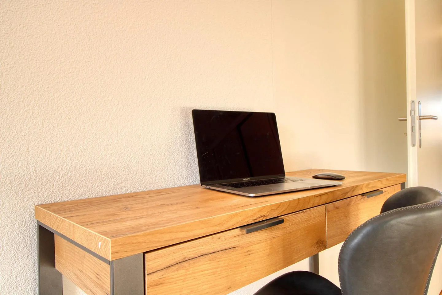 Möbliertes Zimmer in Wiedikon - Foto 2 von 15