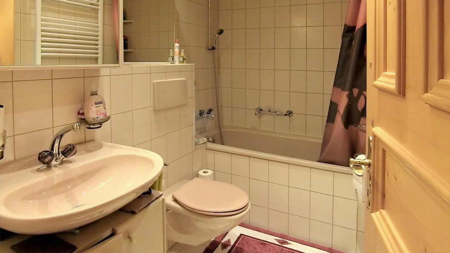 2½-Zimmer Ferienwohnung mit sonniger Weitsicht - Foto 5 von 8