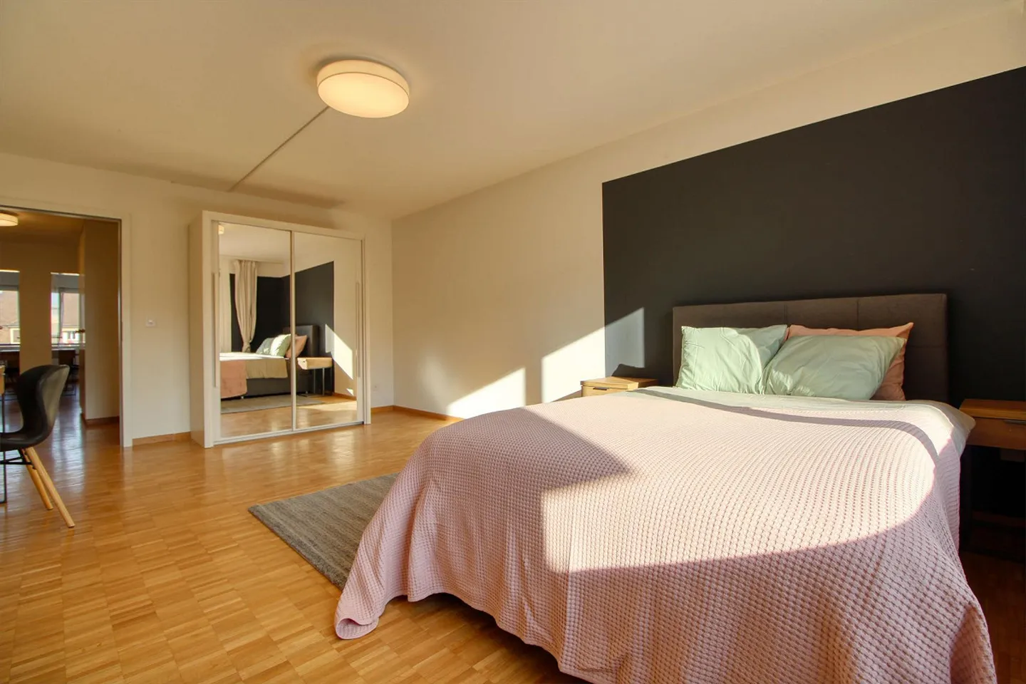 Möbliertes Zimmer in Wiedikon - Foto 7 von 15