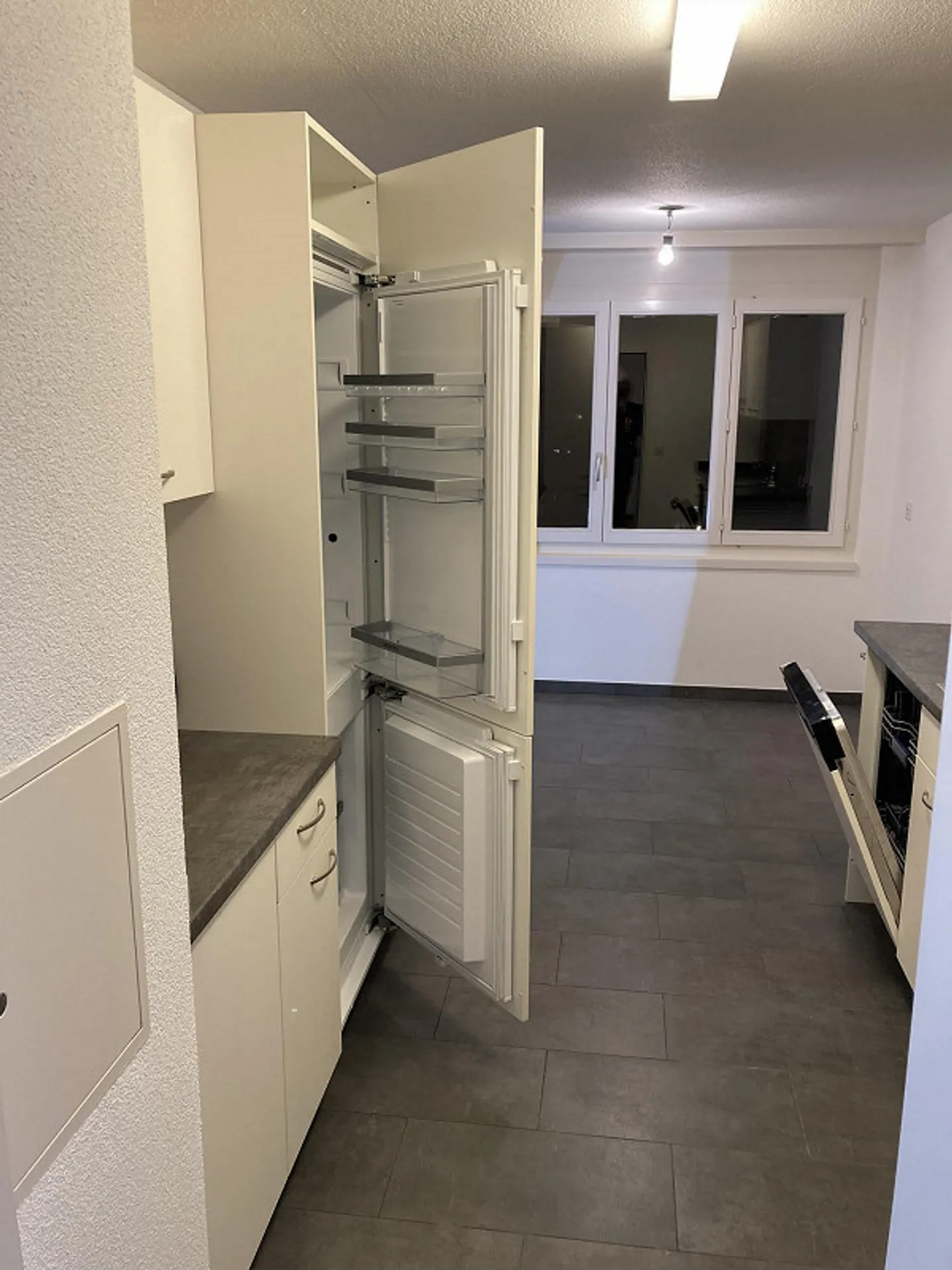 Appartamento 4,5 locali in posizione centrale e tranquilla, con ascensore - Foto 11 di 14