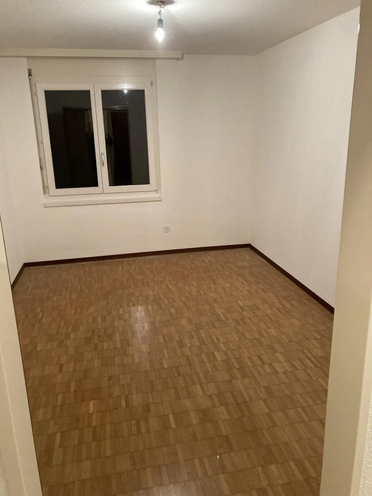 Appartamento 4,5 locali in posizione centrale e tranquilla, con ascensore - Foto 8 di 14