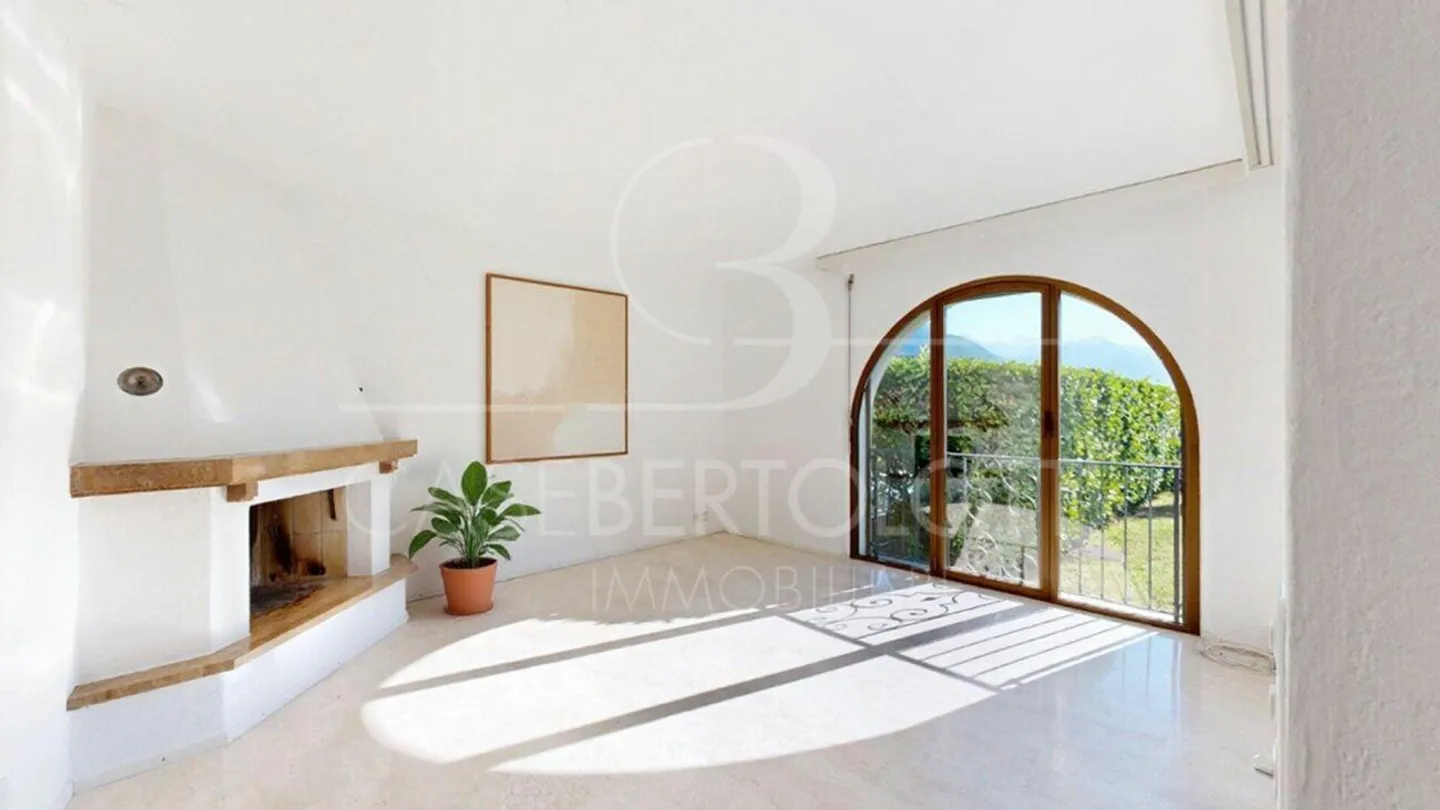 A House That Touches Your Heart - Mediterranean Happiness in Arcegno - Photo 4 of 11