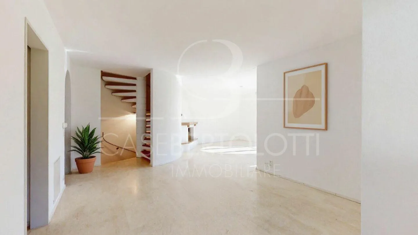 A House That Touches Your Heart - Mediterranean Happiness in Arcegno - Photo 6 of 11