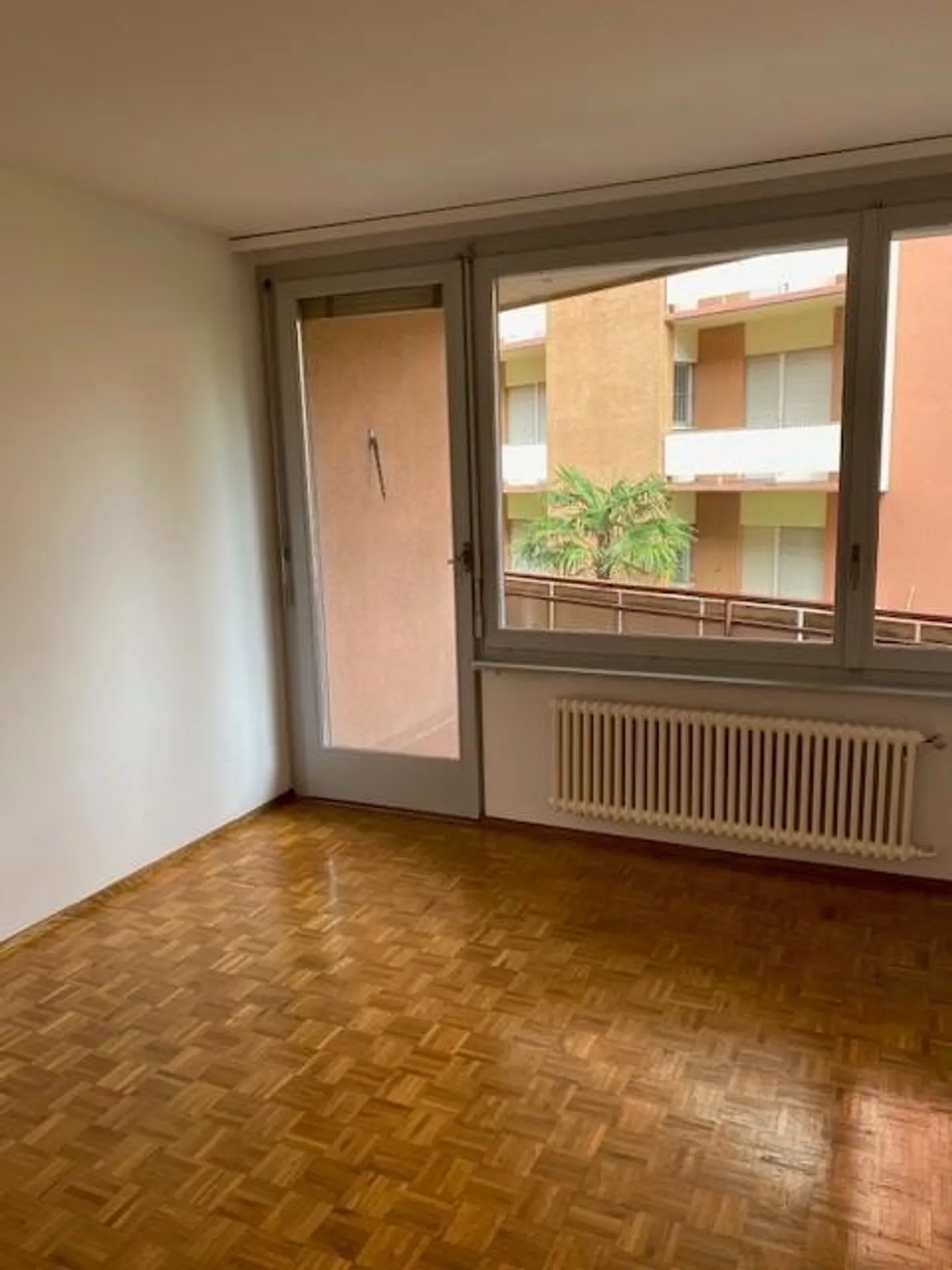 3-ROOM APARTMENT - Photo 6 of 6