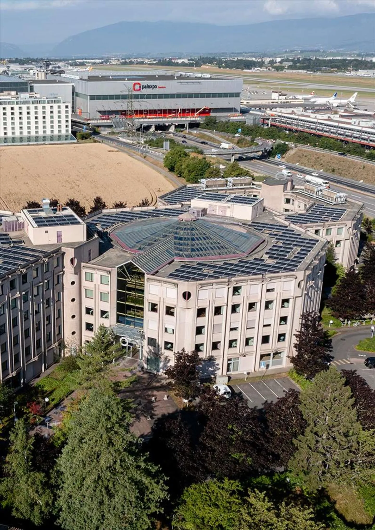Studio ristrutturato, vicino a Nations, Palexpo e all'aeroporto di Ginevra - Foto 10 di 17