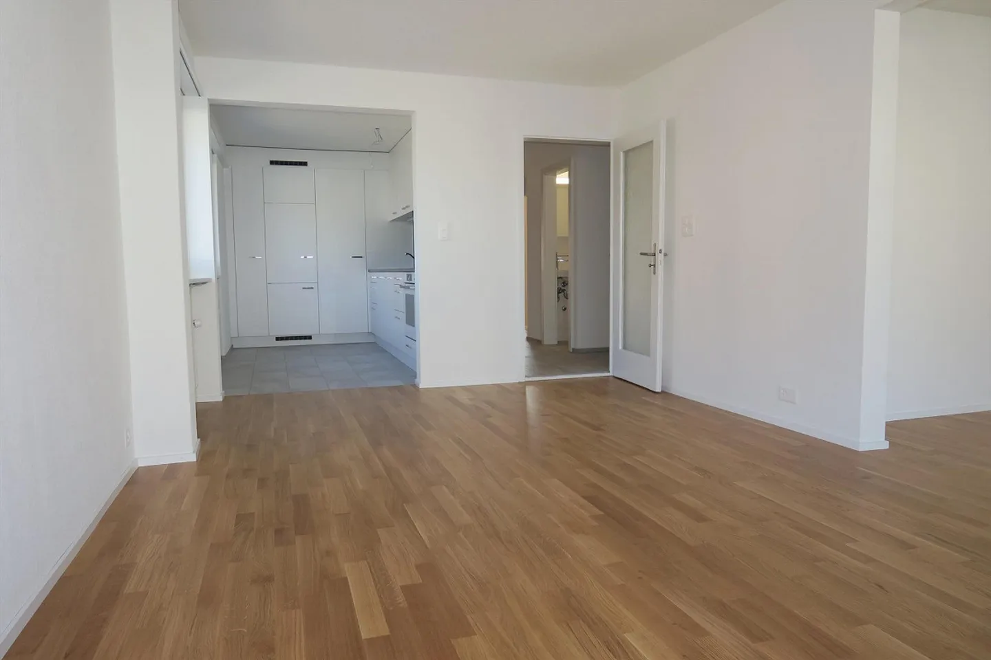 Zentrales Apartment mit Balkonen - Foto 5 von 13