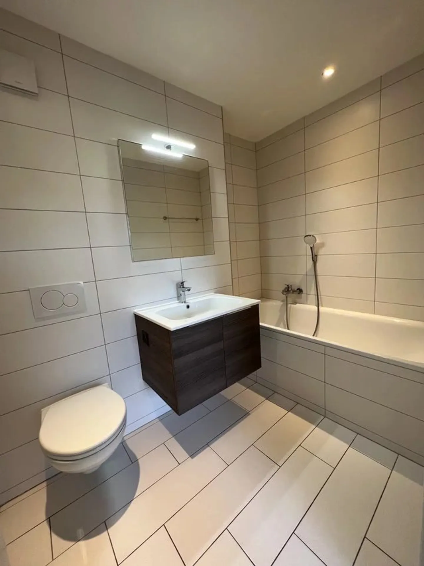Penthouse apartment with 4.5 rooms - Photo 4 of 7