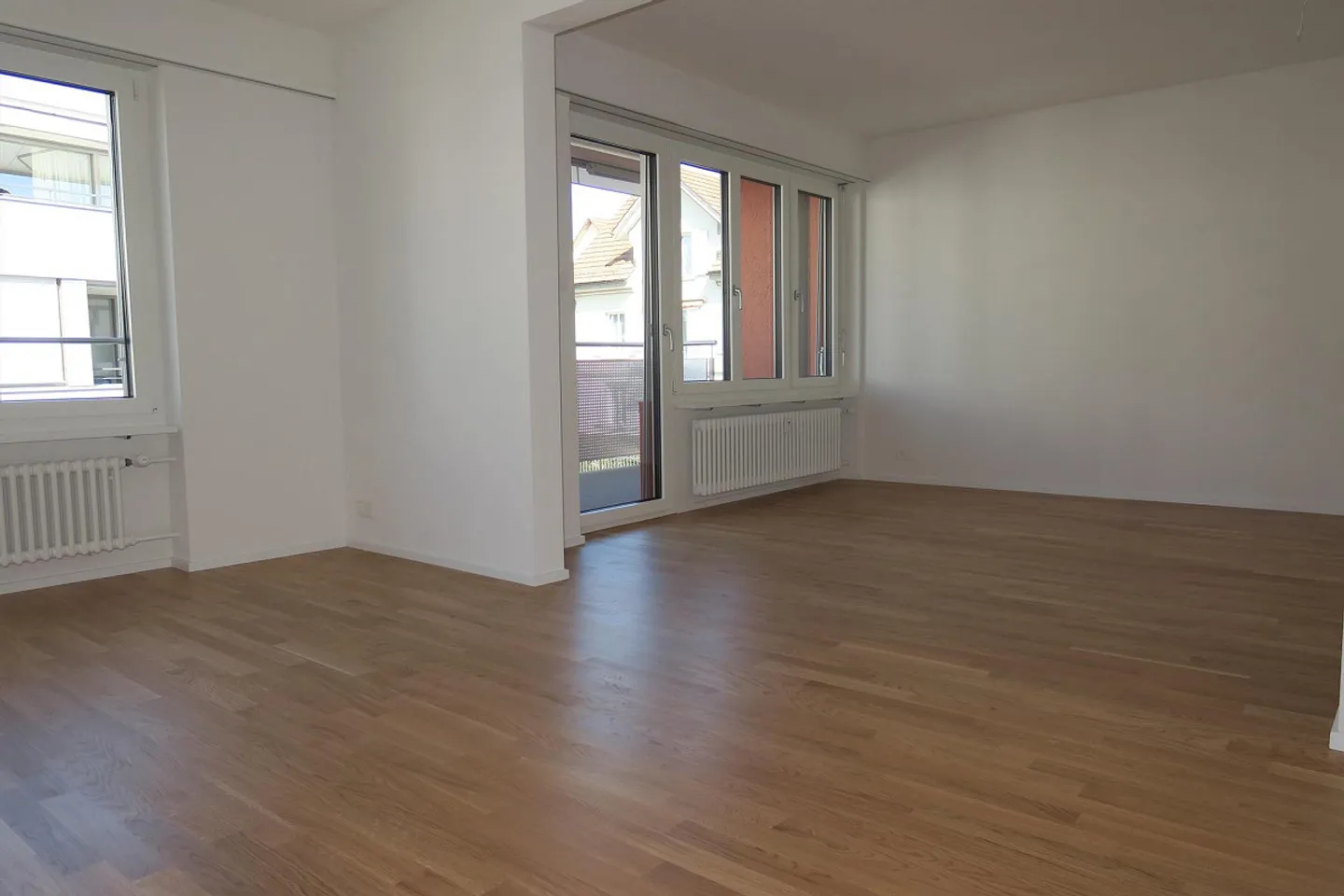Zentrales Apartment mit Balkonen - Foto 7 von 13