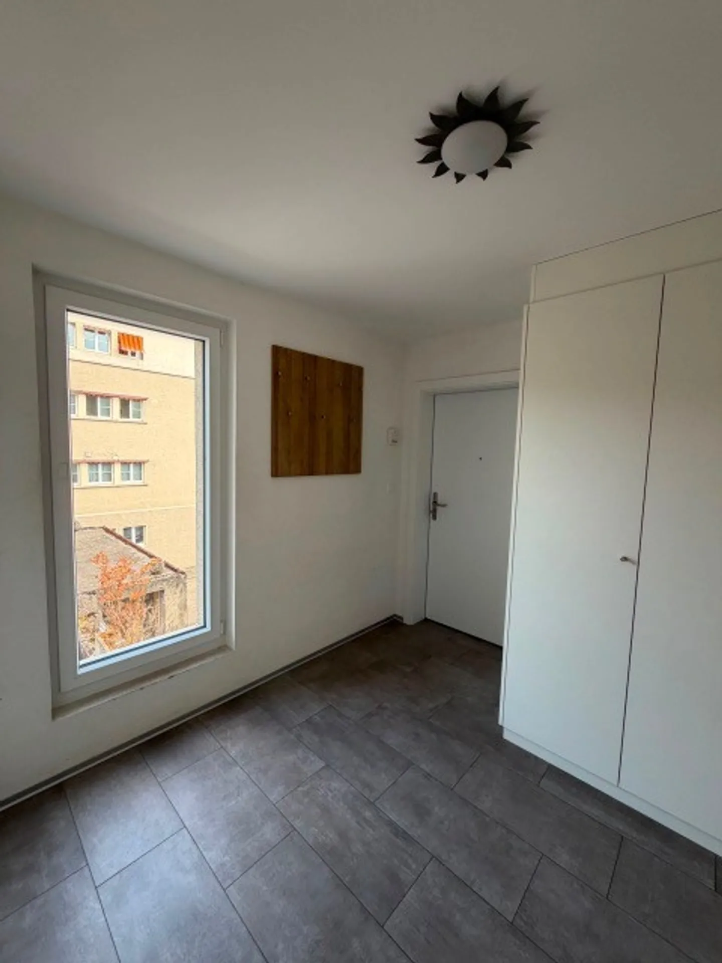 2-Zimmer-Wohnung im 2. Stock - Foto 4 von 6