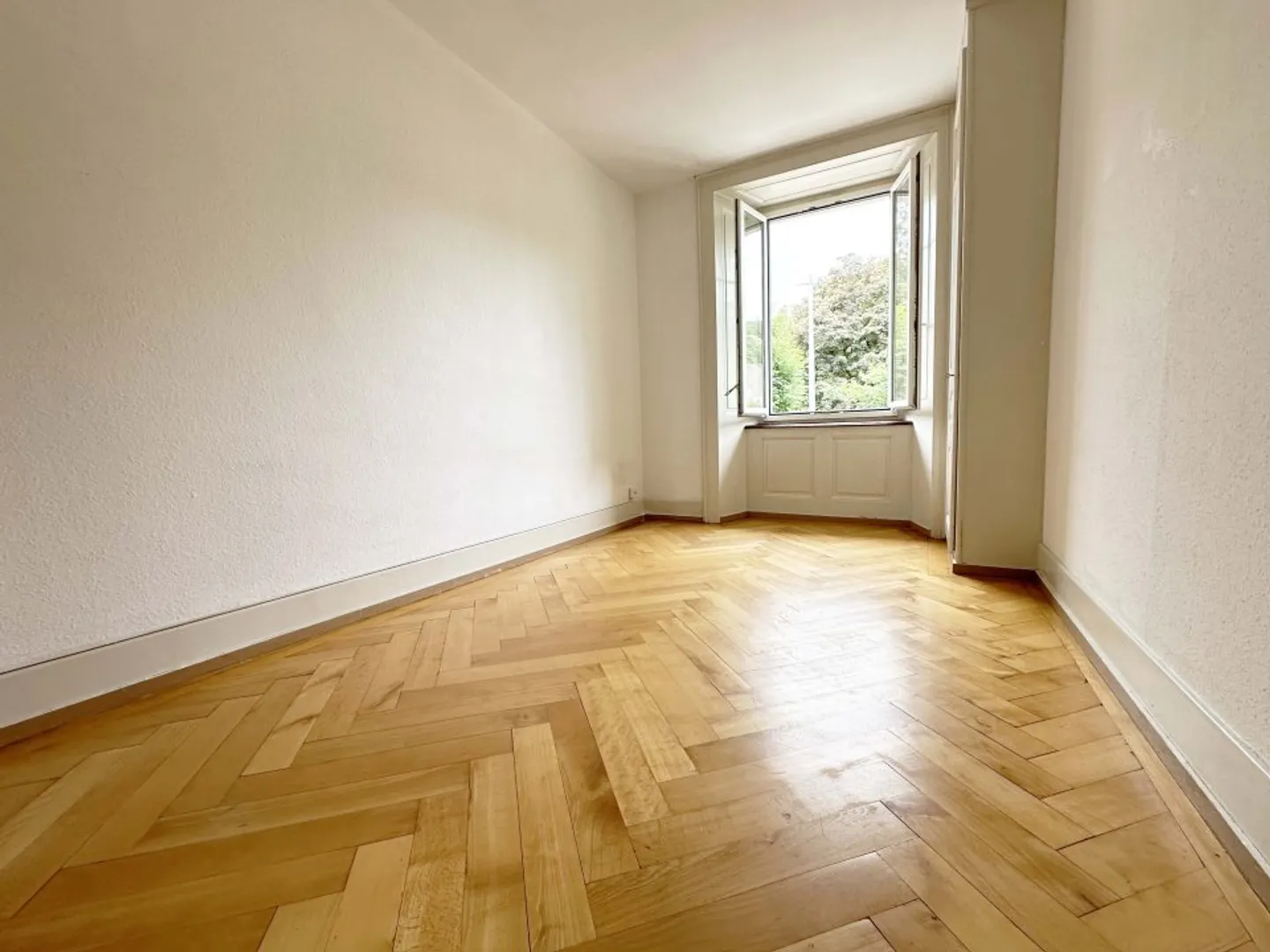 05600 - 4.5 Zimmer Wohnung - J.-F.-Houriet 5 - Le Locle - Foto 2 von 5