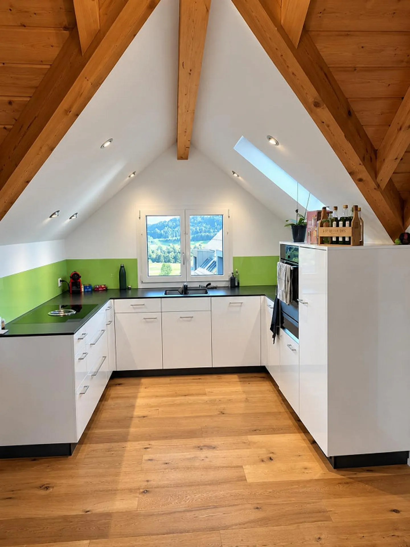 Appartement sous les combles de 2,5 pièces à Meierskappel - Photo 2 sur 4