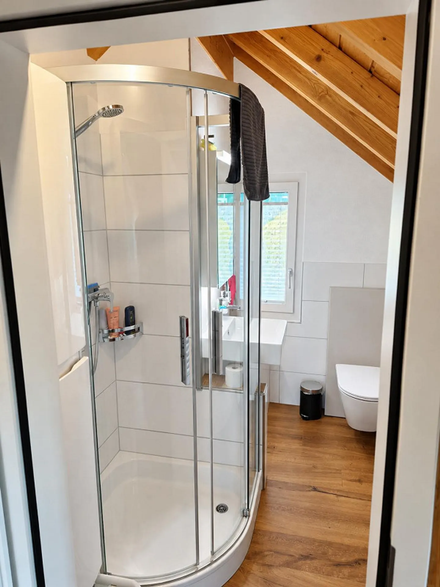 Appartement sous les combles de 2,5 pièces à Meierskappel - Photo 4 sur 4