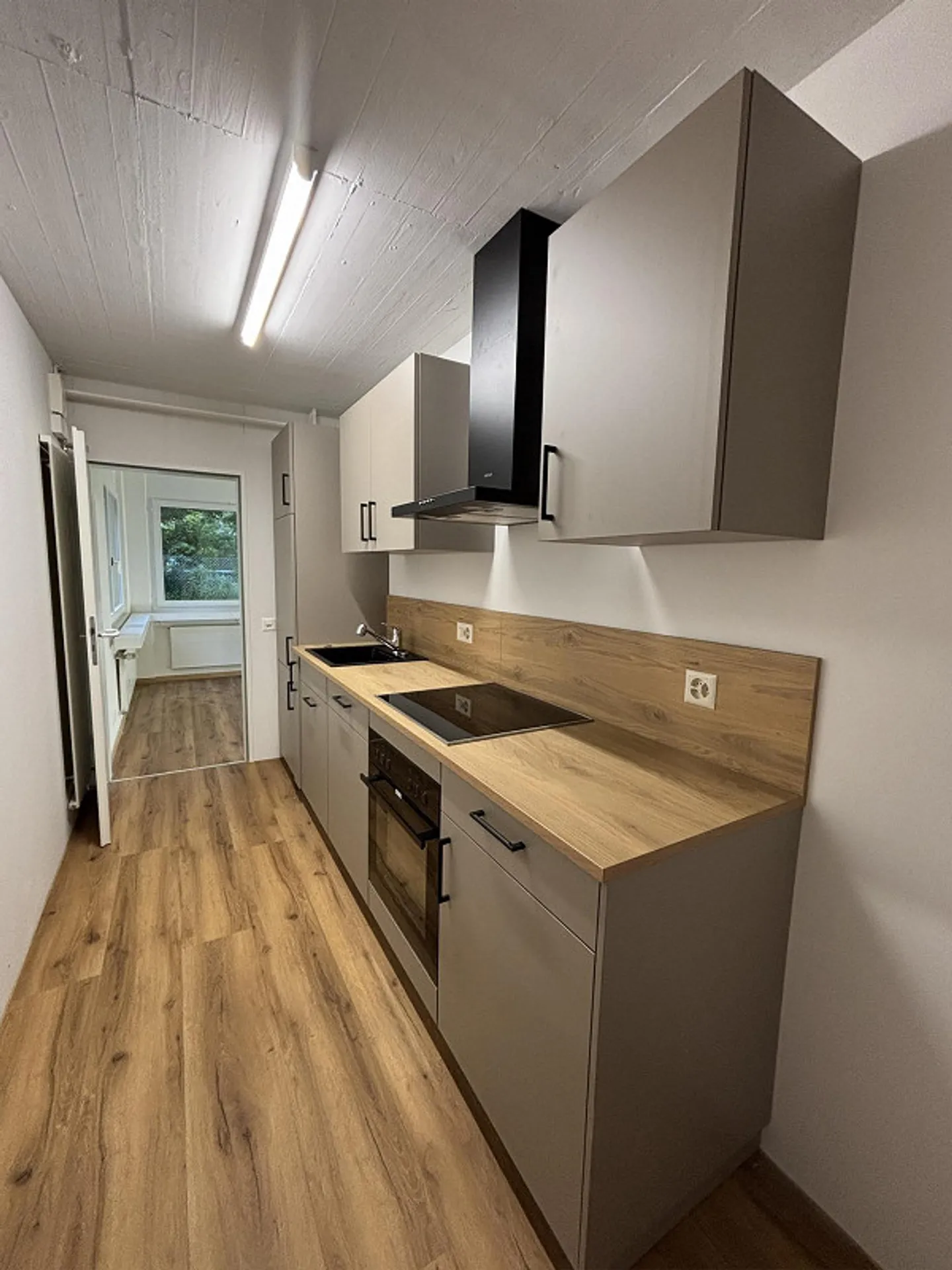 Espace commercial attrayant pour bureau, cabinet ou par exemple atelier privé - Photo 5 sur 6