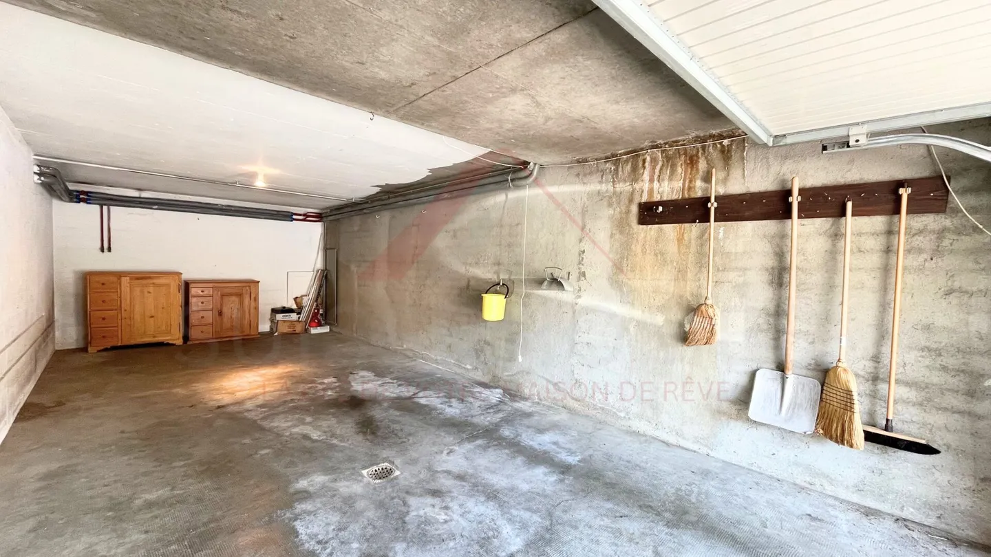 Raro a Neuchâtel: duplex familiare di 149 m² con terrazza, giardino e garage doppio - Foto 23 di 27