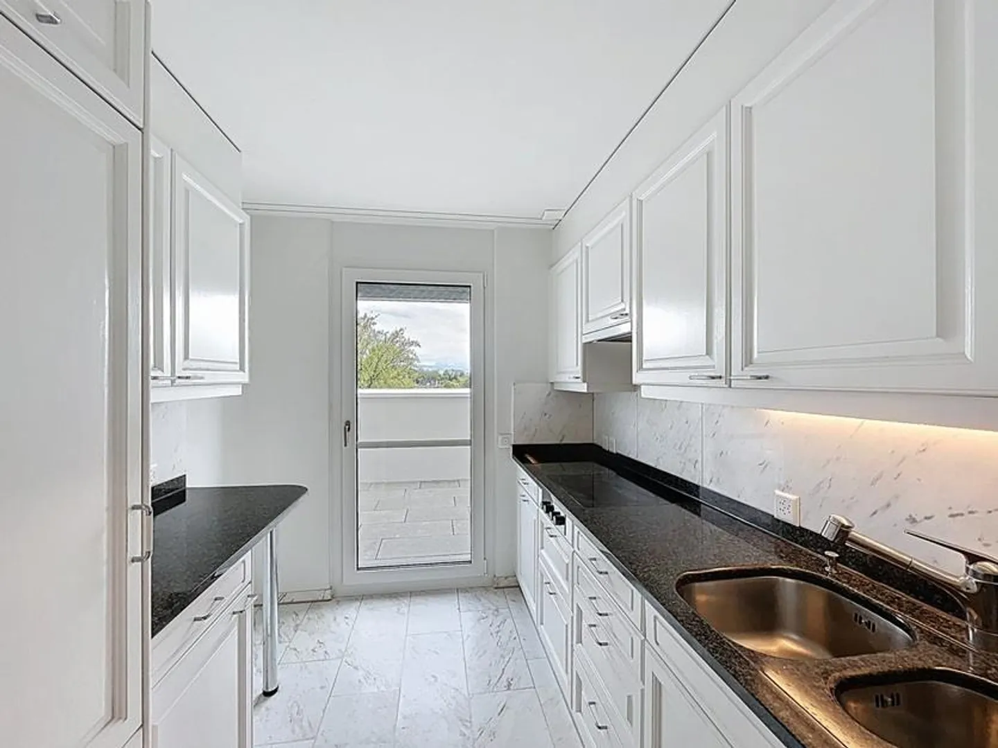 Esclusivo appartamento duplex di 4 stanze con vista lago a Herrliberg - Foto 2 di 12