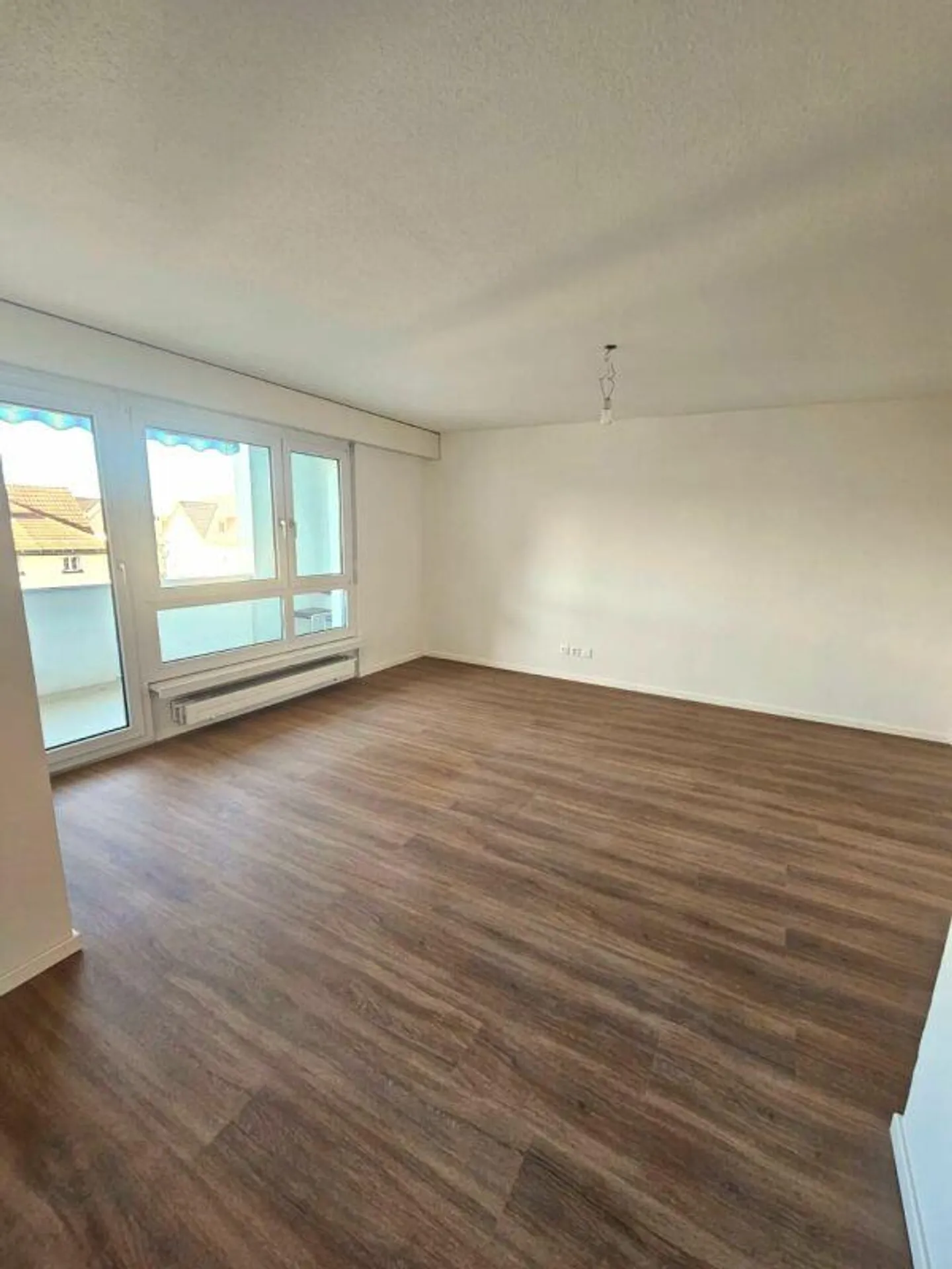 Appartement lumineux de 3 pièces au centre à louer - Photo 2 sur 6