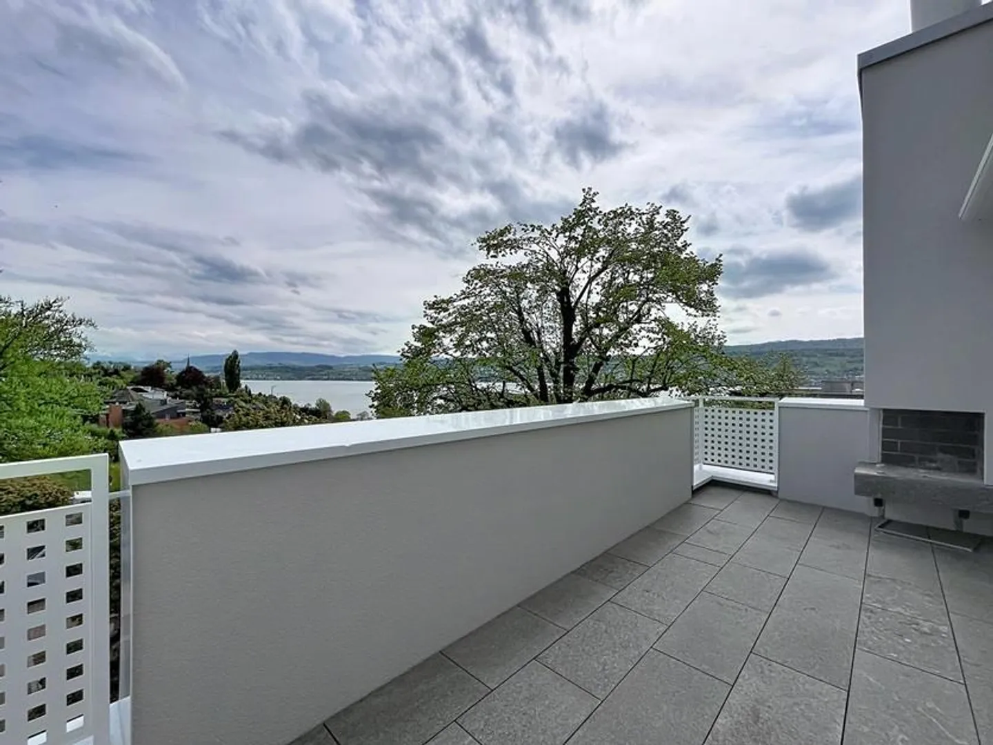 Esclusivo appartamento duplex di 4 stanze con vista lago a Herrliberg - Foto 10 di 12
