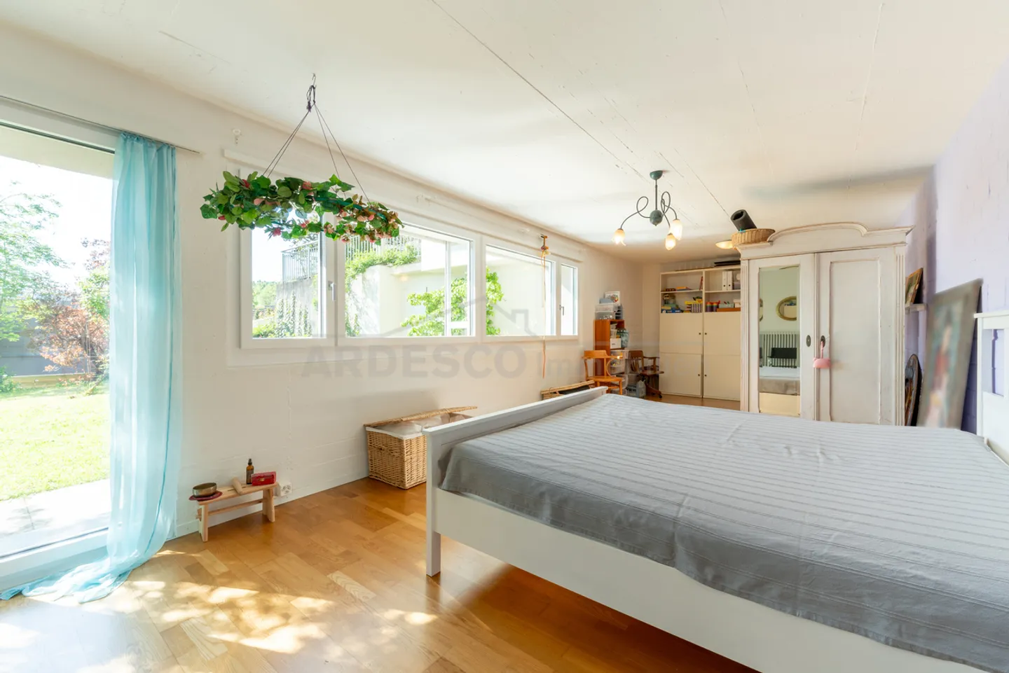 A home full of light, life, and space! - Photo 4 of 14