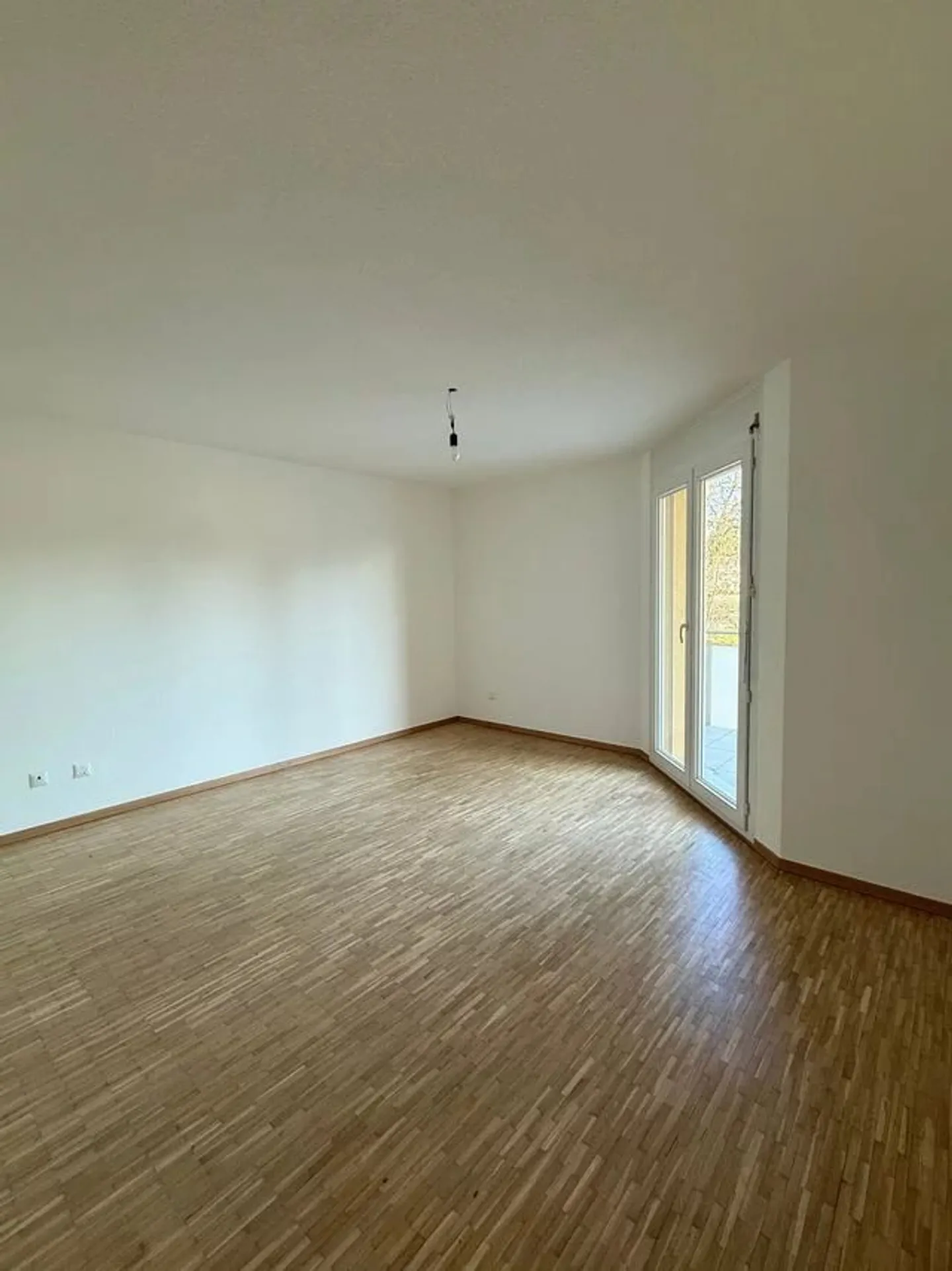 Appartamento con 5.5 stanze al 3° piano - Foto 6 di 8