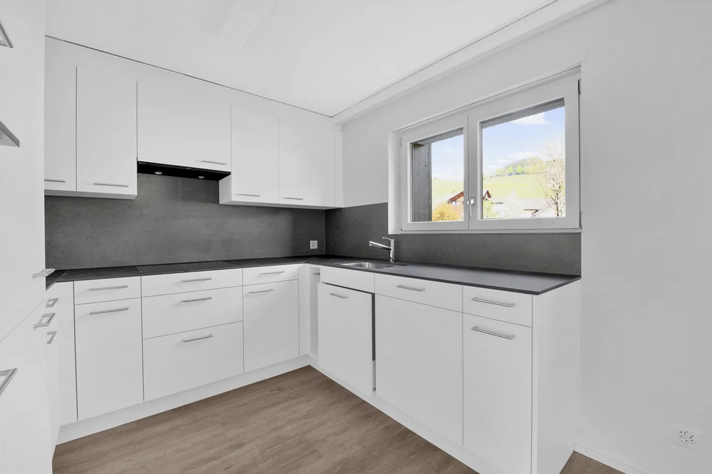 Appartamento moderno di 4,5 stanze con terrazza giardino a Urnäsch - Foto 5 di 23