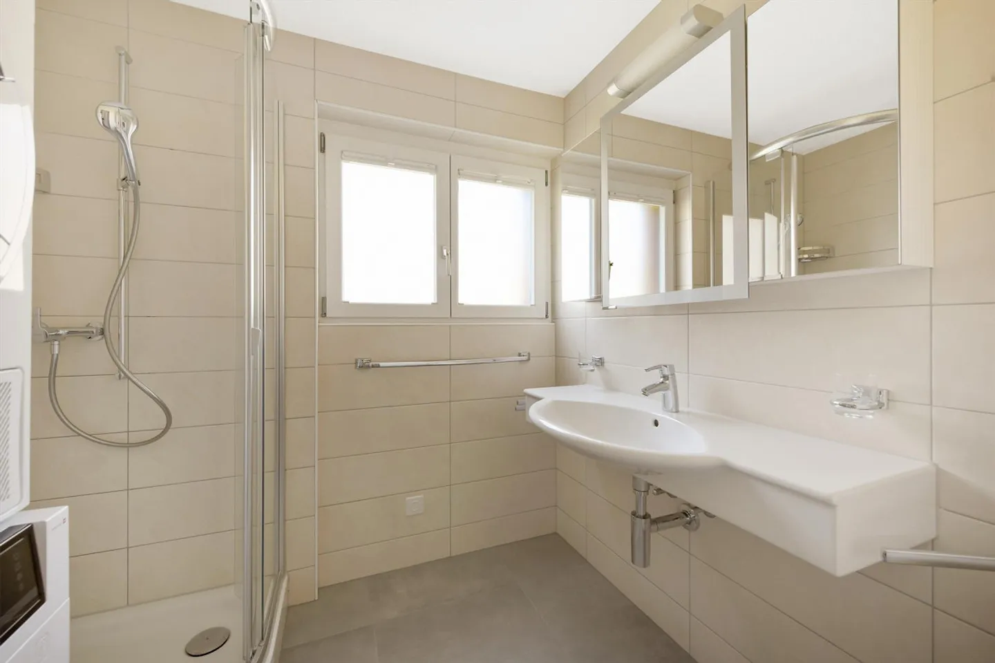 Appartamento moderno di 4,5 stanze con terrazza giardino a Urnäsch - Foto 13 di 23