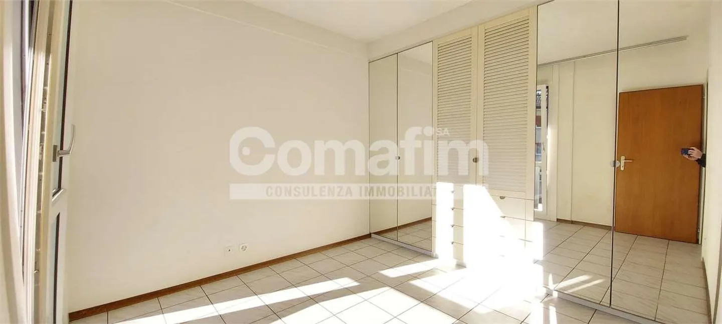 Appartamento soleggiato e tranquillo in città - Foto 6 di 10