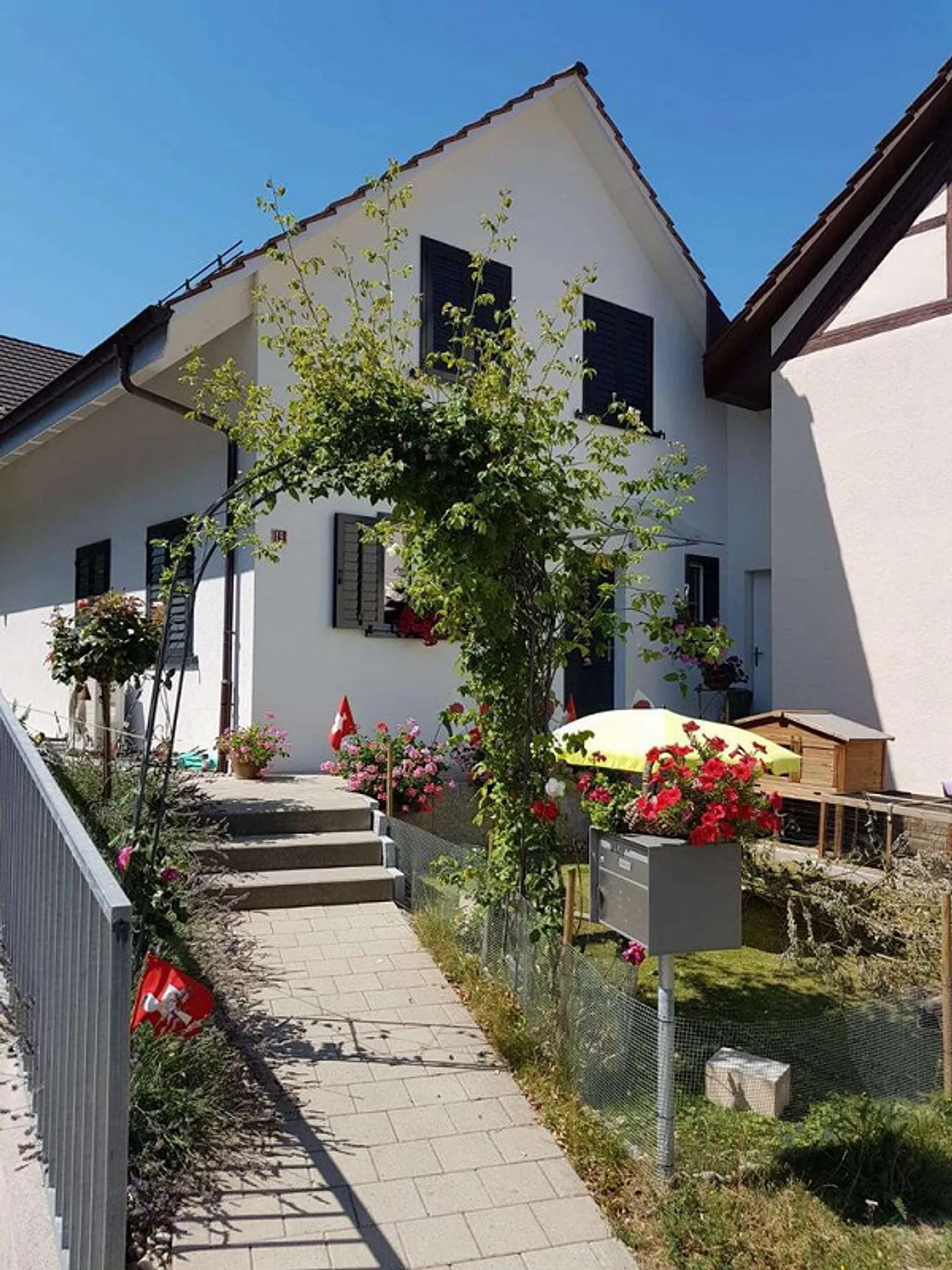 Charmantes Einfamilienhaus - Foto 1 von 10