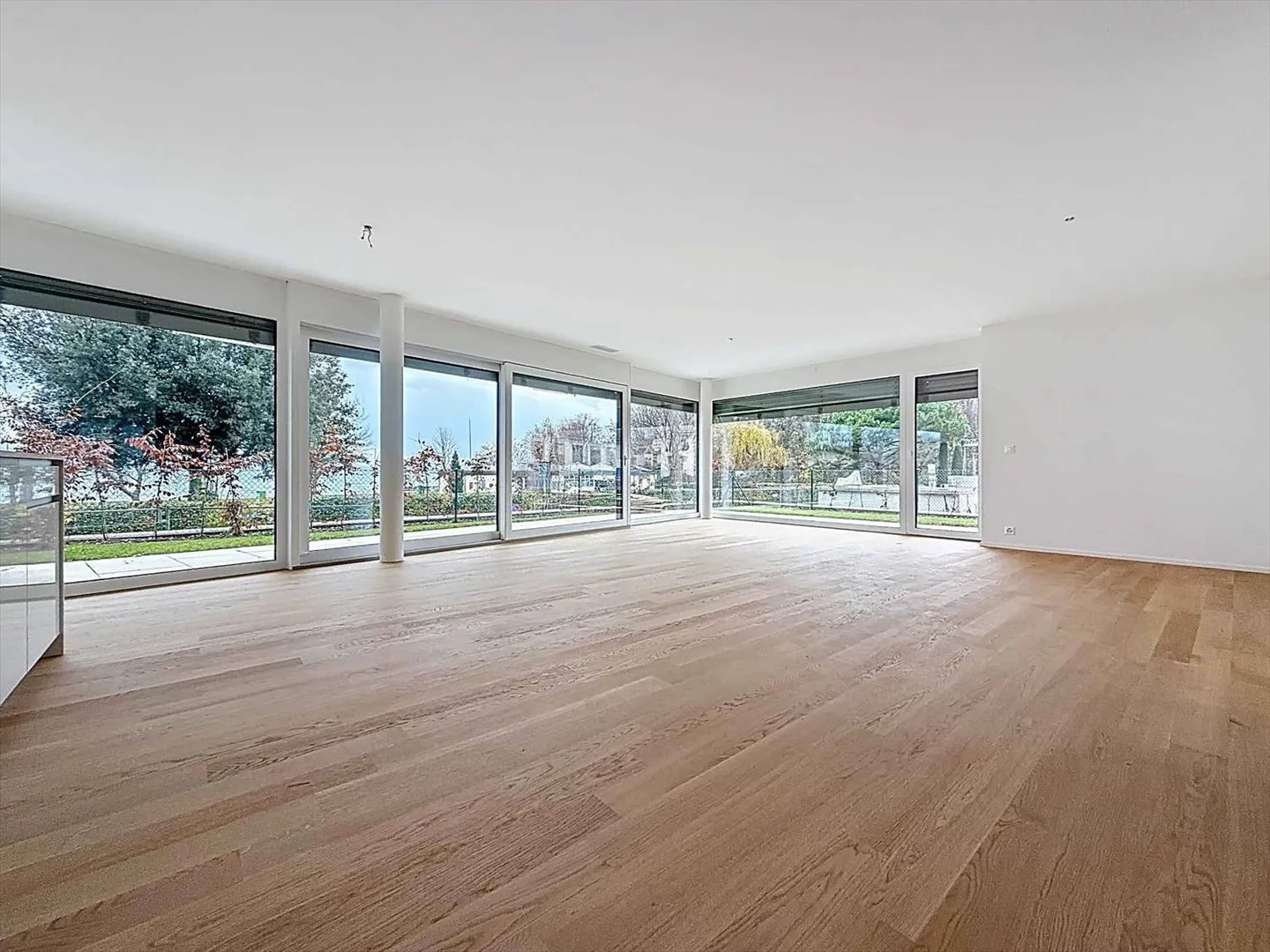 Neue Promotion: 5.5-Zimmer-Wohnung mit überdachter Terrasse und Garten - Foto 3 von 13