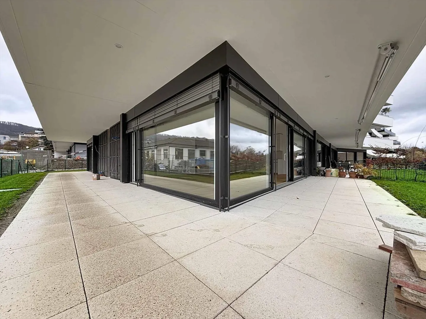 Neue Promotion: 5.5-Zimmer-Wohnung mit überdachter Terrasse und Garten - Foto 9 von 13