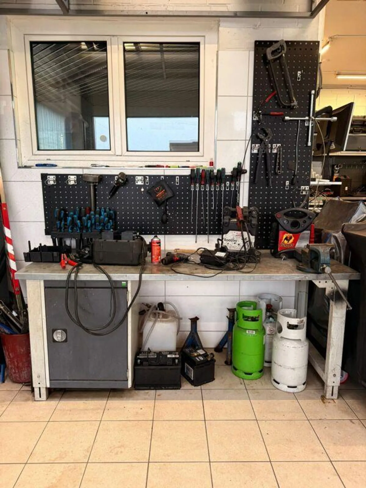 Einmalige Chance in Trimbach, vollausgestatteter Garagenbetrieb mit Kundenstamm zu übernehmen - Foto 22 von 30