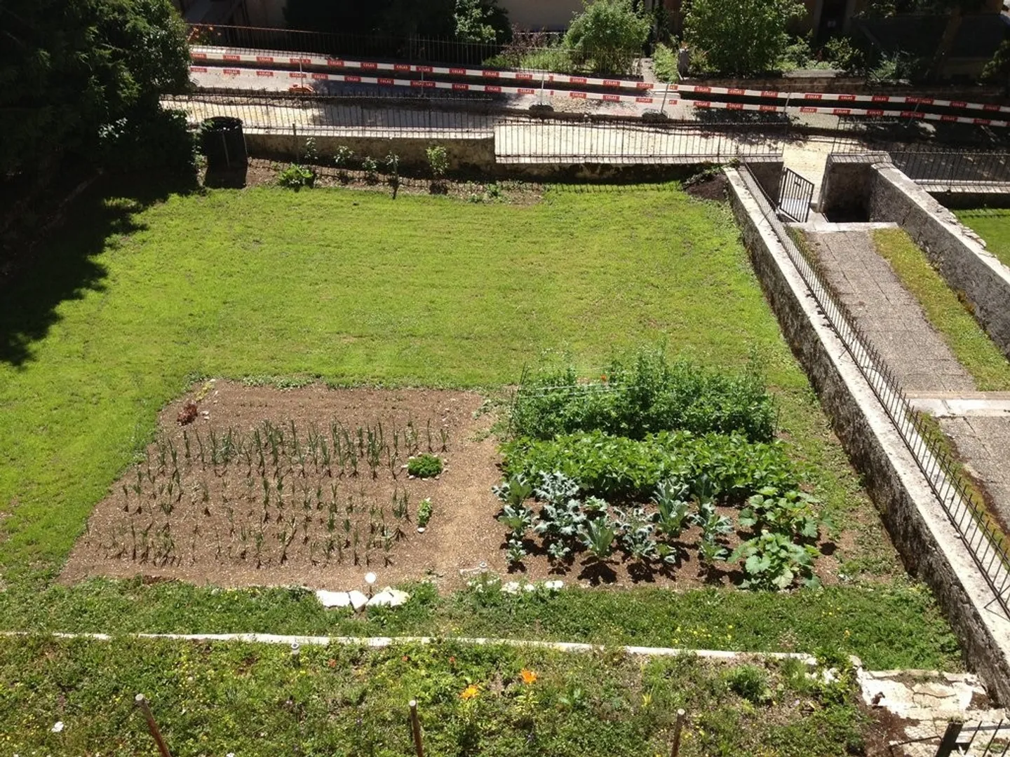 Bell'appartamento in un quartiere tranquillo - Foto 2 di 3