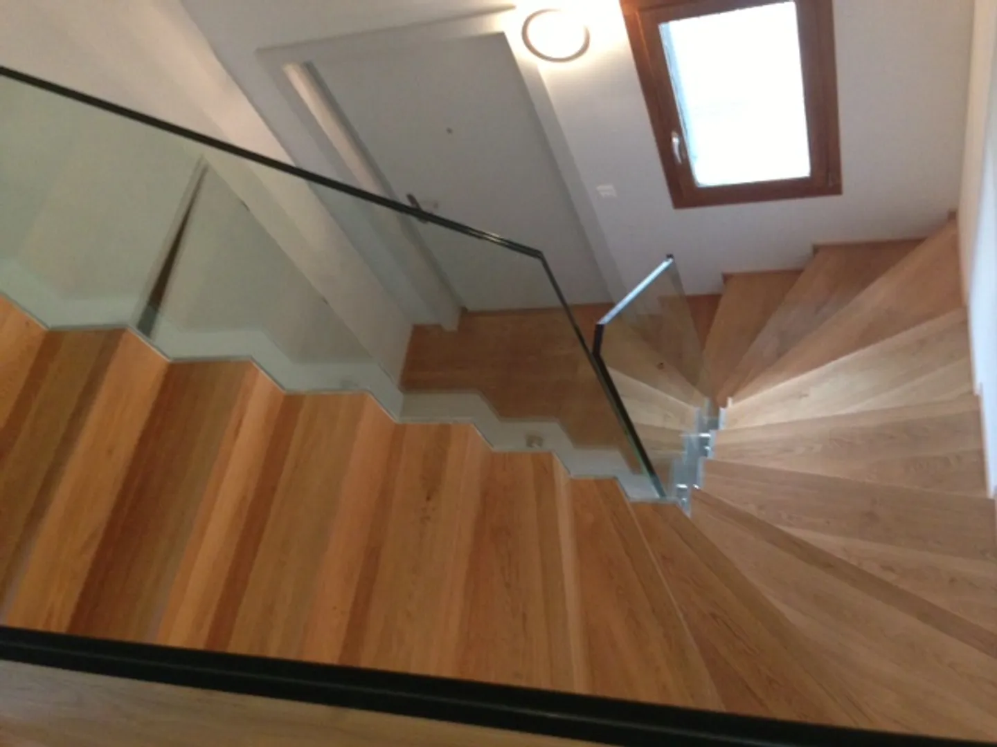 Duplex-Wohnung mit 7,5 Zimmern und Terrasse in Bernex - Foto 4 di 6
