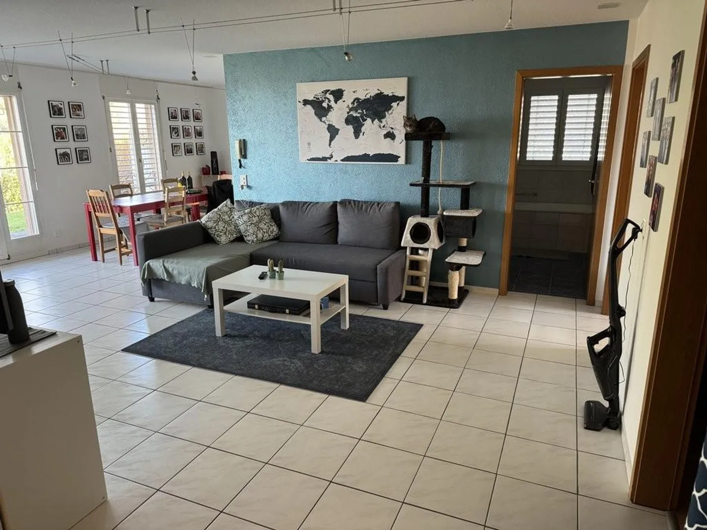 Your new apartment with a view of Lake Biel! - Photo 4 of 9