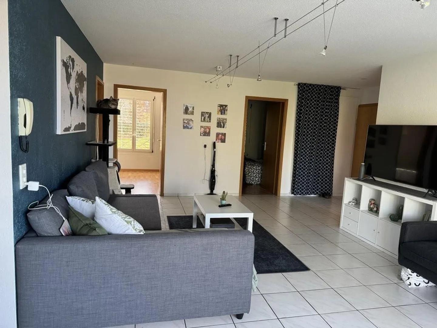 Your new apartment with a view of Lake Biel! - Photo 5 of 9