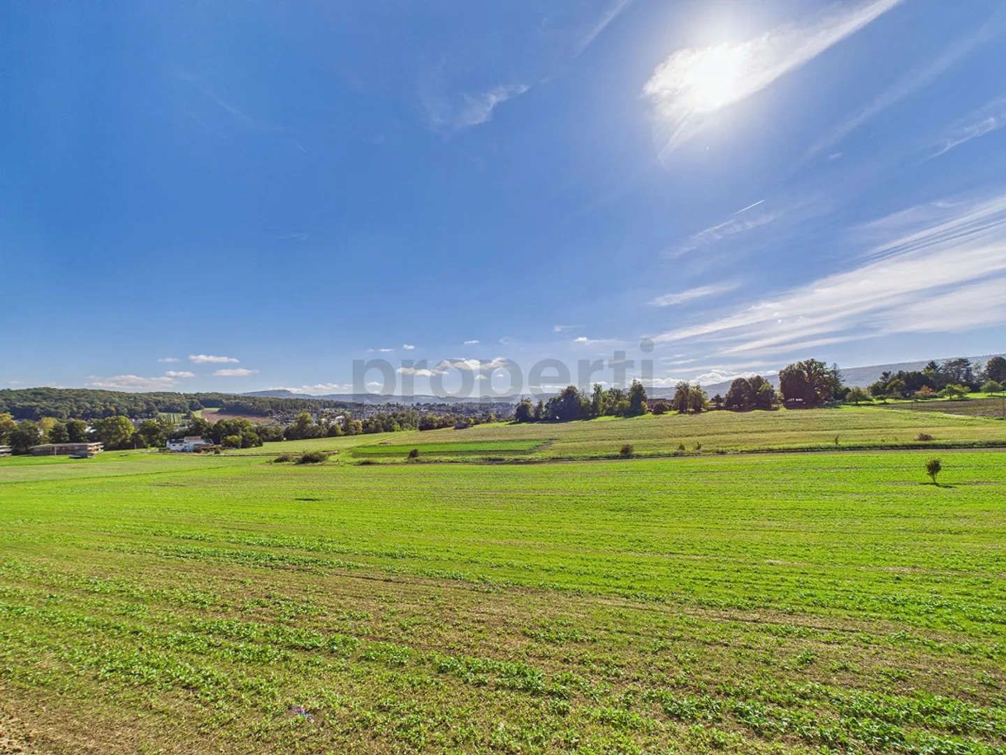 Charming 3.5-Room Apartment in the Heart of Oberwil - Photo 17 of 19