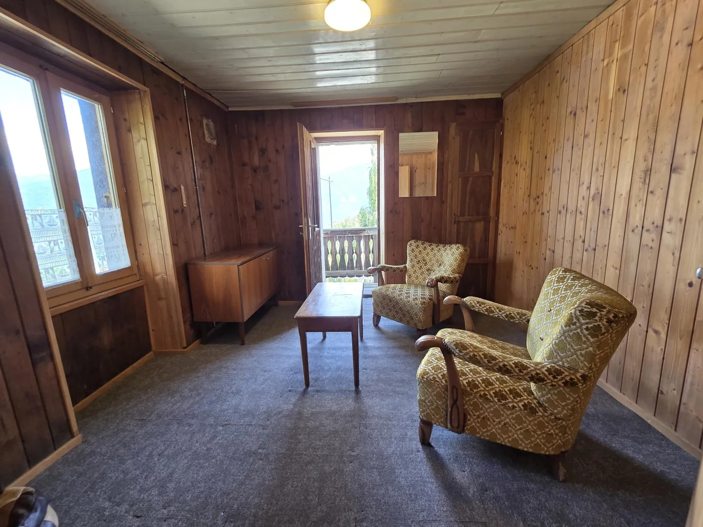 Casa bifamiliare con 3,5 stanze / Giardino, posti auto, cantina e box garage - Foto 7 di 10