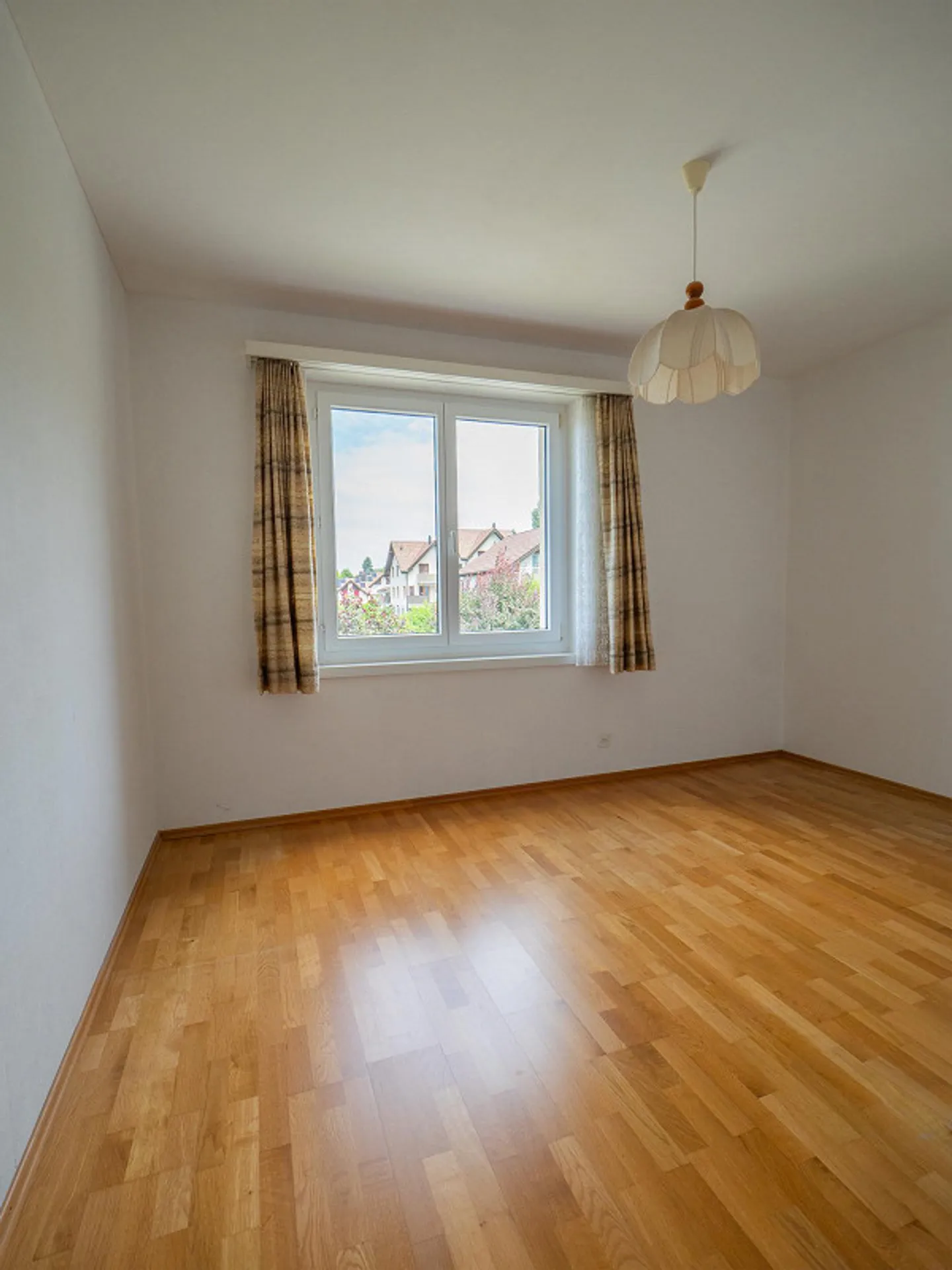 Single-family house with garden, seating area, double garage and Lake Constance view - Photo 15 of 29