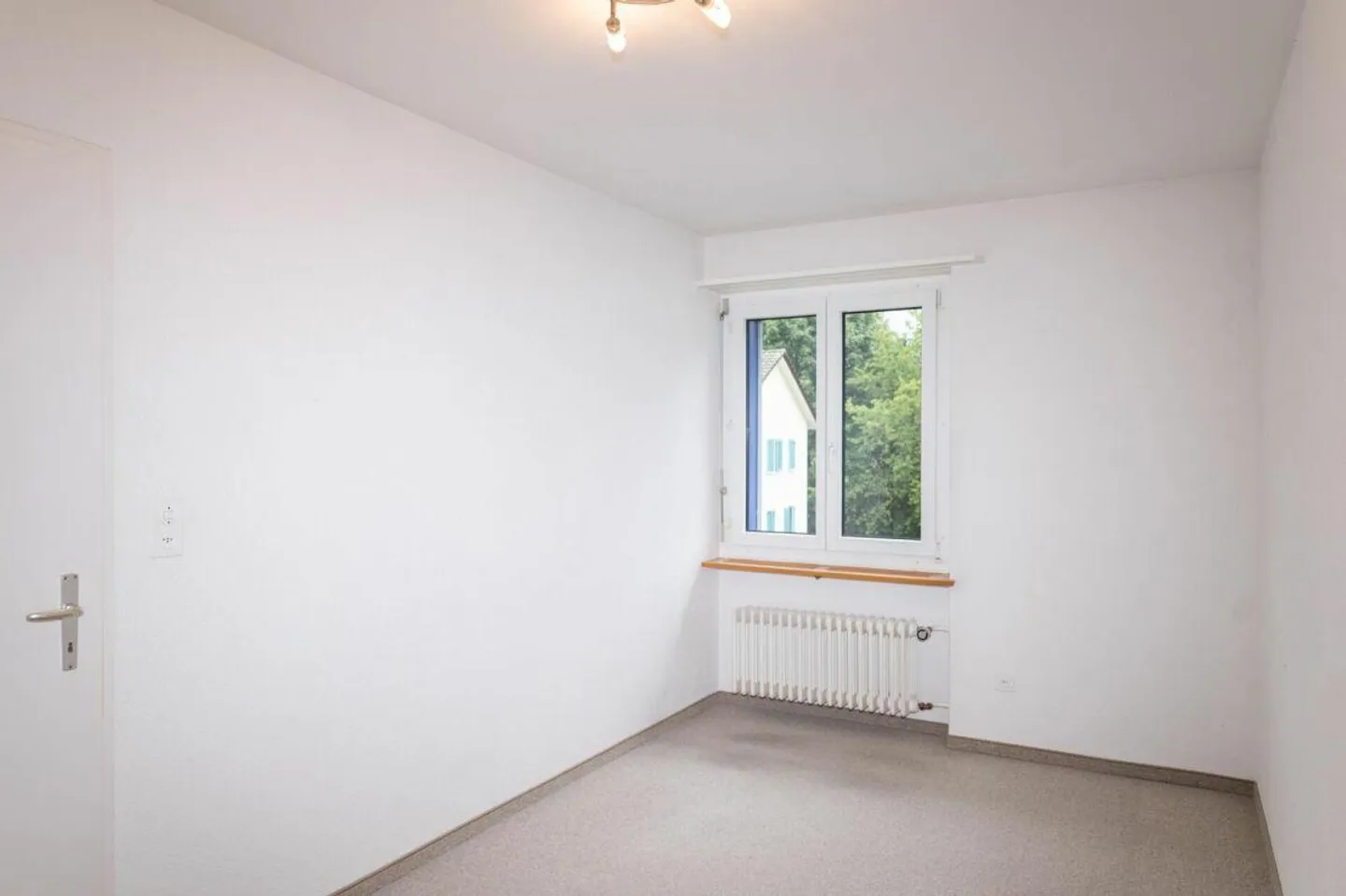 Appartement bien entretenu dans un quartier calme incluant 1 place de parking - Photo 8 sur 10