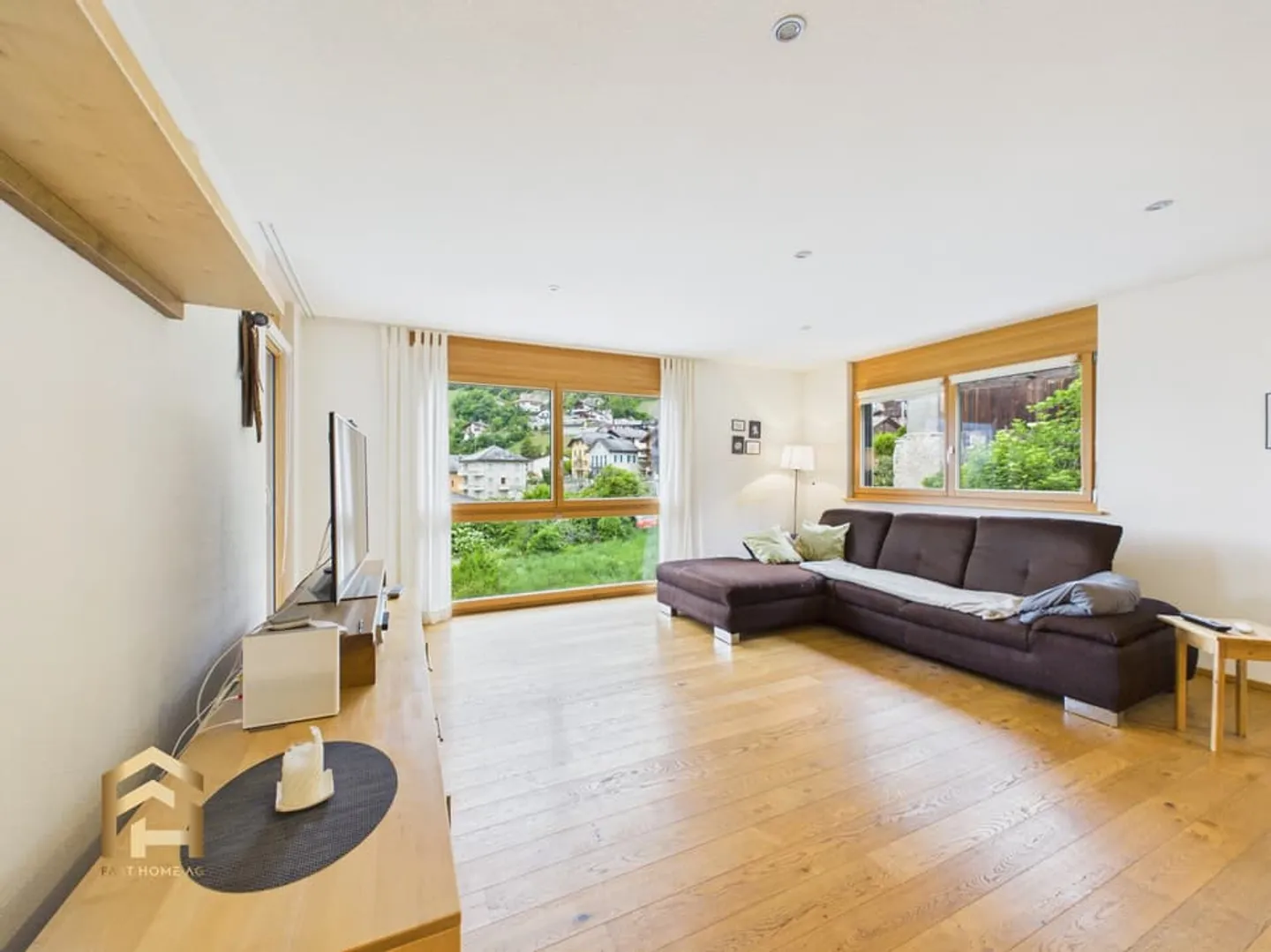 Maison individuelle moderne et lumineuse avec un espace généreux - Photo 4 sur 13