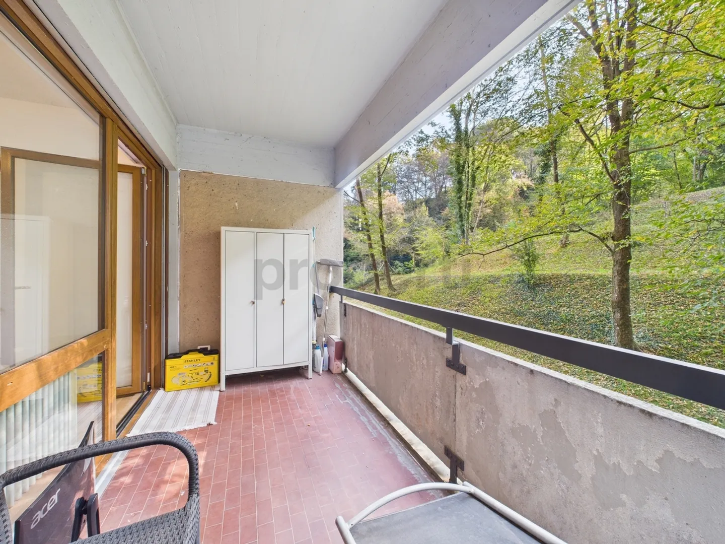 Appartamento ristrutturato con vista lago - Foto 12 di 13