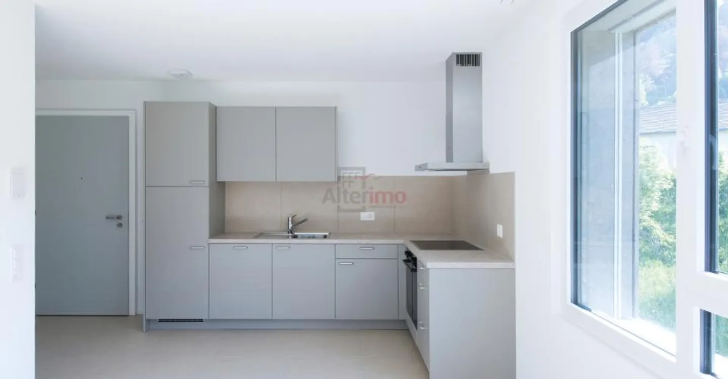 Modern Apartment with Scenic Views - Photo 12 of 12