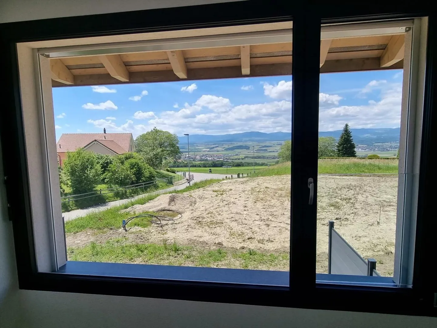 Costruzione recente, casa di 5.5 stanze su 3 livelli - Foto 8 di 11