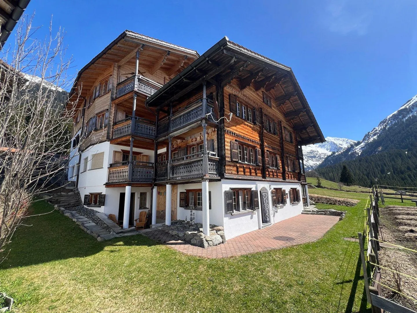 Appartamento con terrazza di 4,5 stanze con panorama alpino a Klosters-Monbiel - Foto 1 di 13