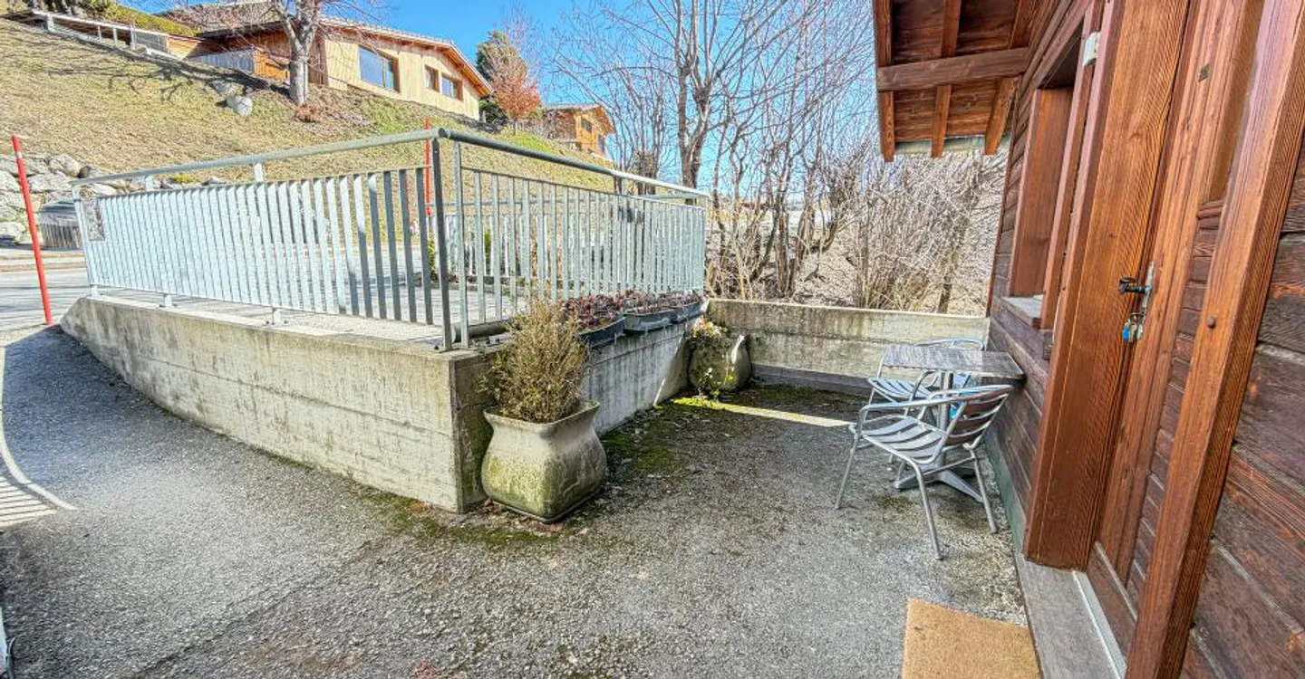 Großes und freundliches nach Süden ausgerichtetes Studio in Ovronnaz/VS - Foto 9 von 13
