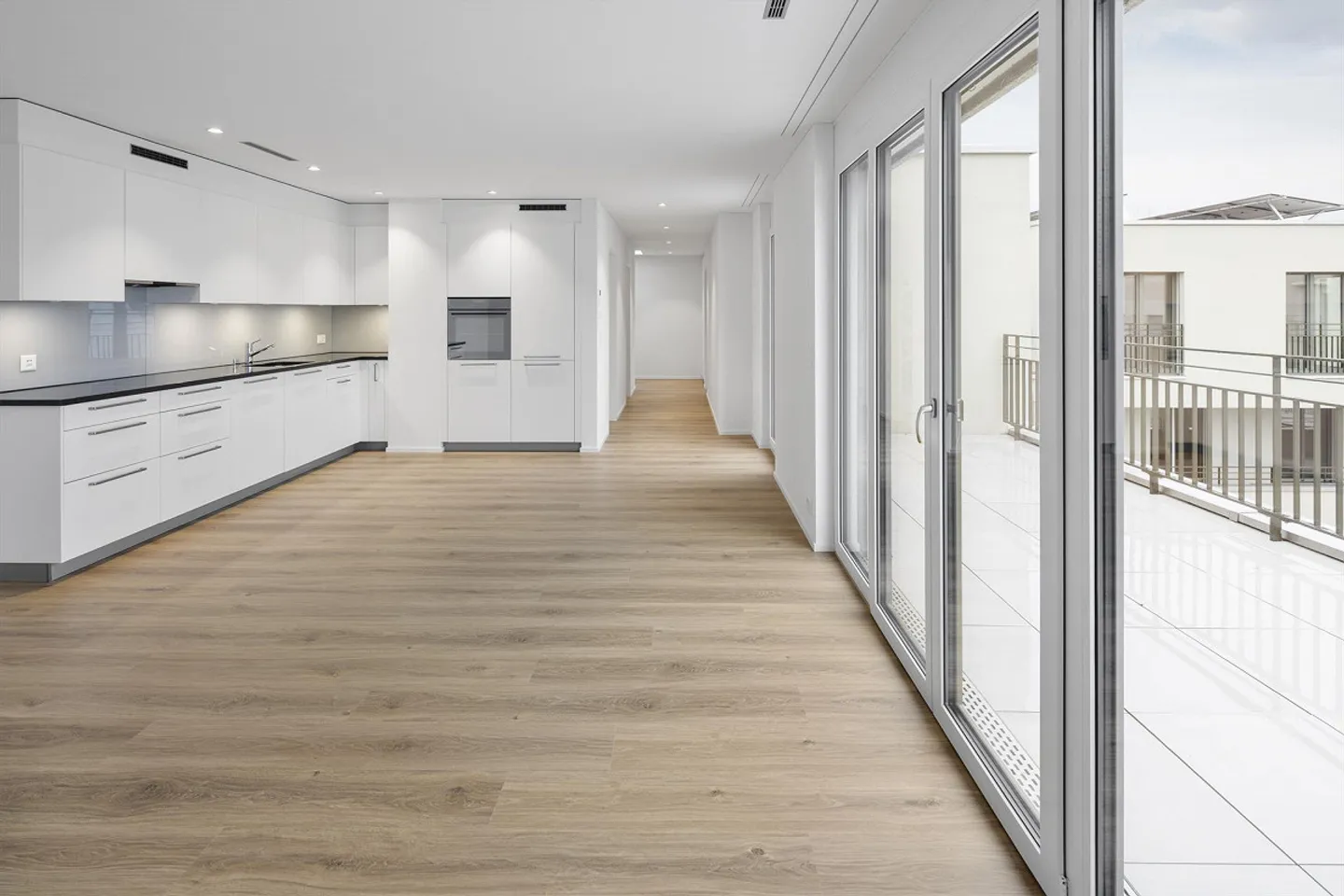 Moderne Attikawohnung in Zürich - Foto 6 von 19