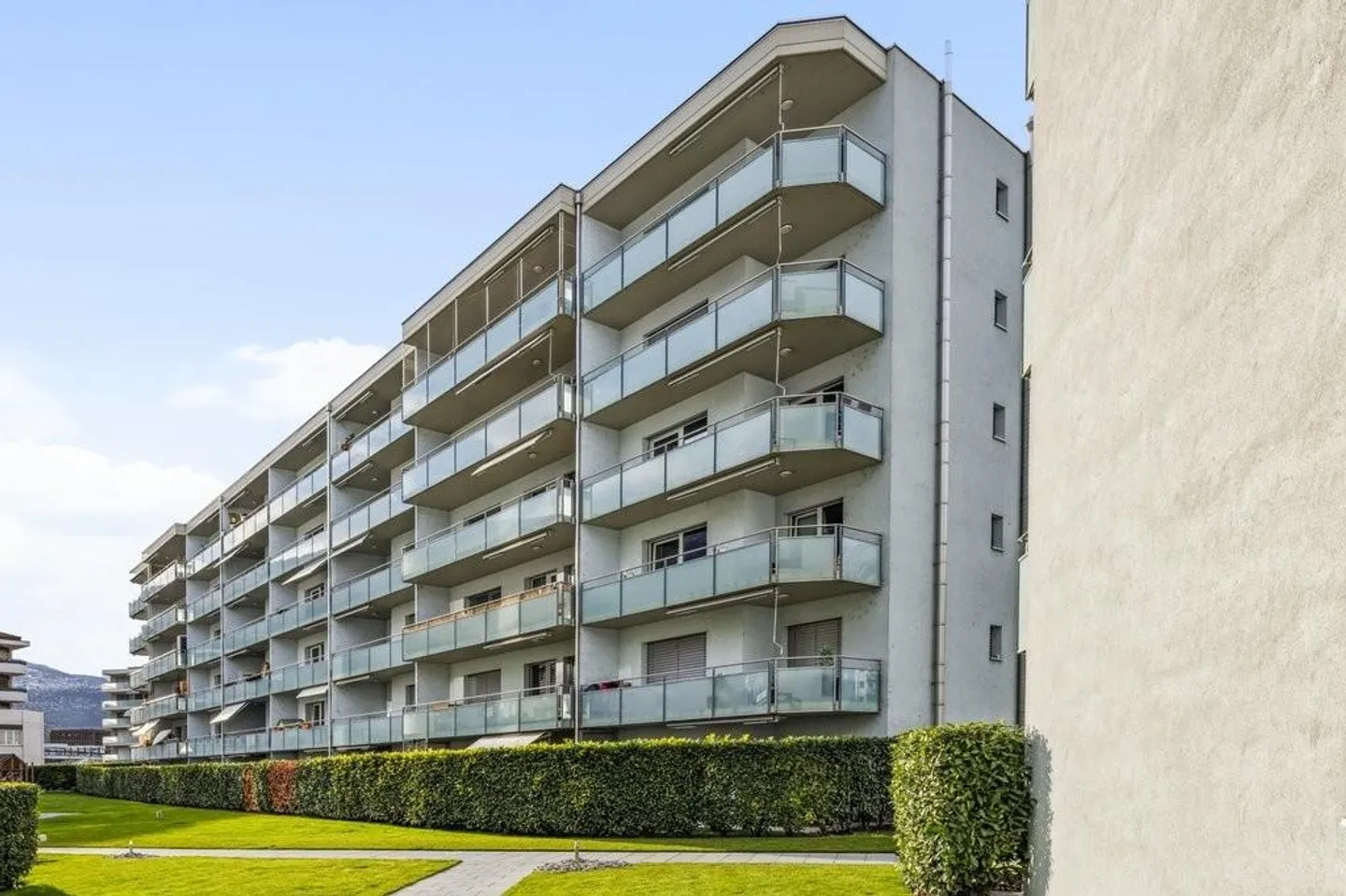 Are you looking for accommodation close to the city center with parking space? - Photo 1 of 7